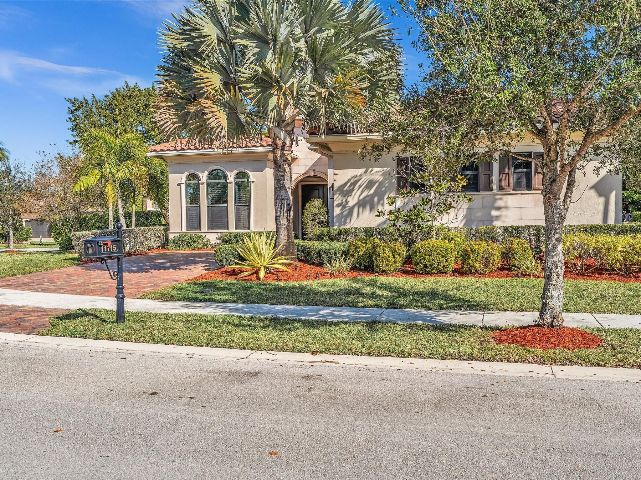 11715 NW 82nd Court