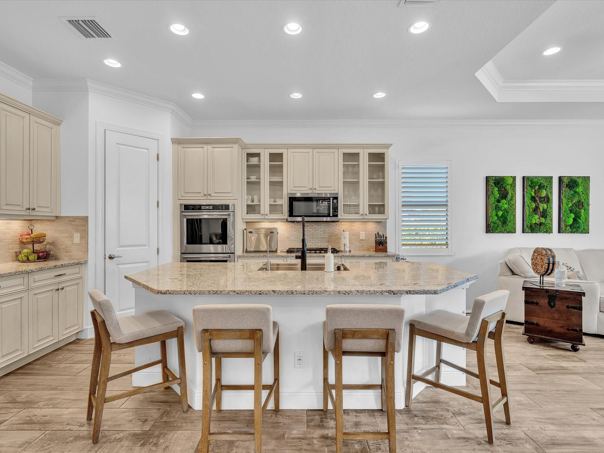 11715 NW 82nd Court