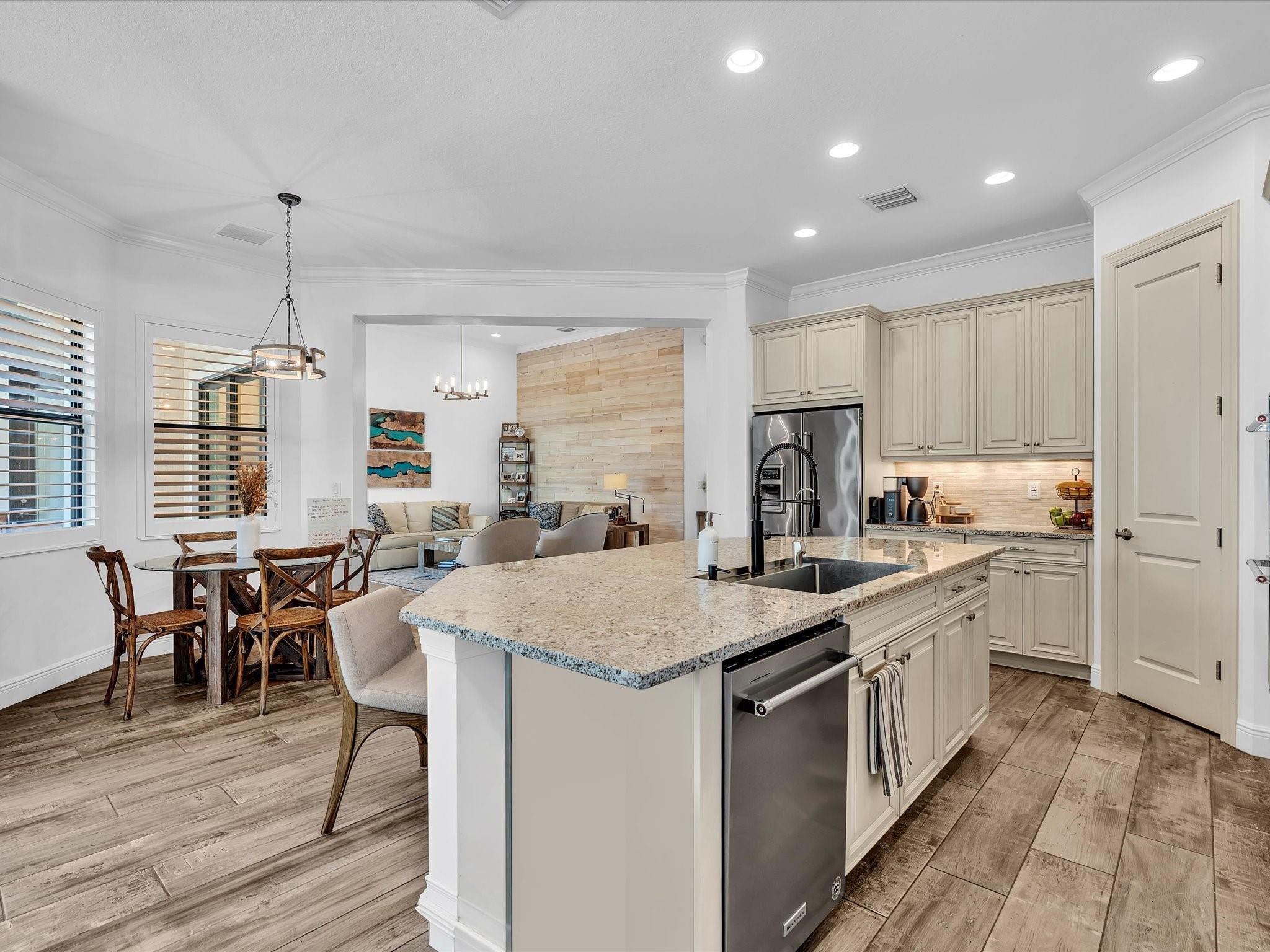 11715 NW 82nd Court