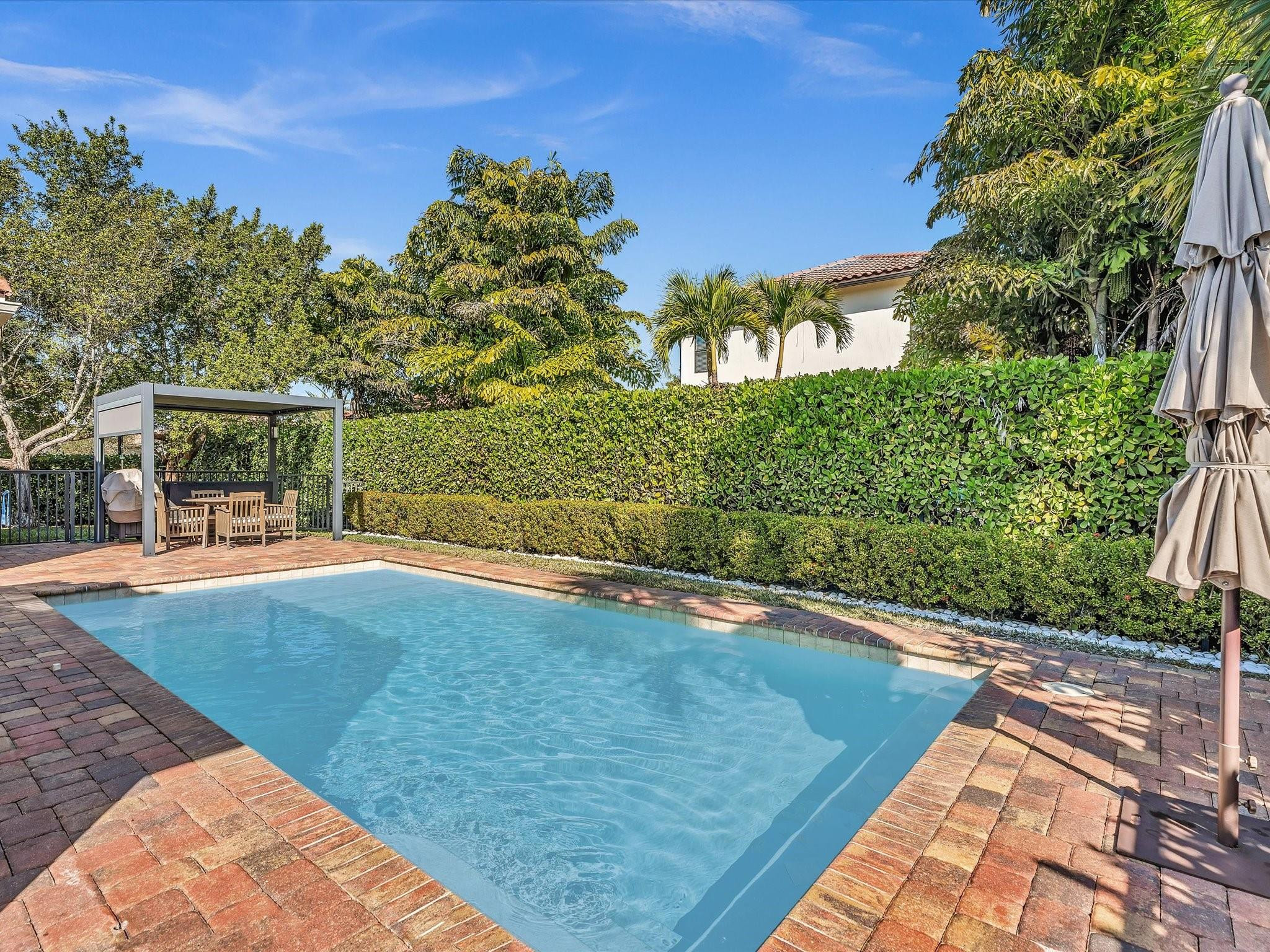 11715 NW 82nd Court