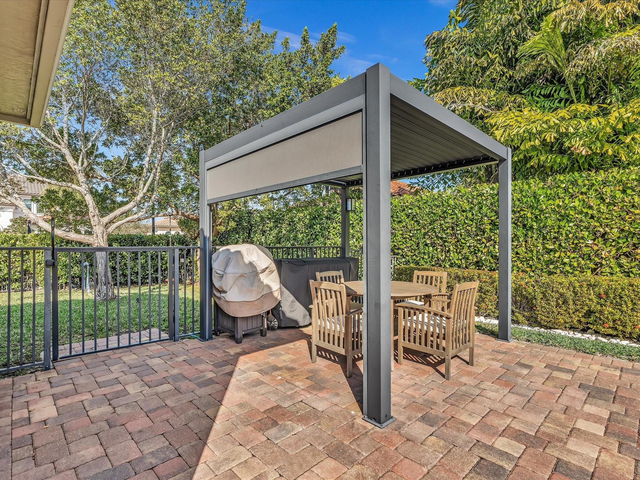 11715 NW 82nd Court