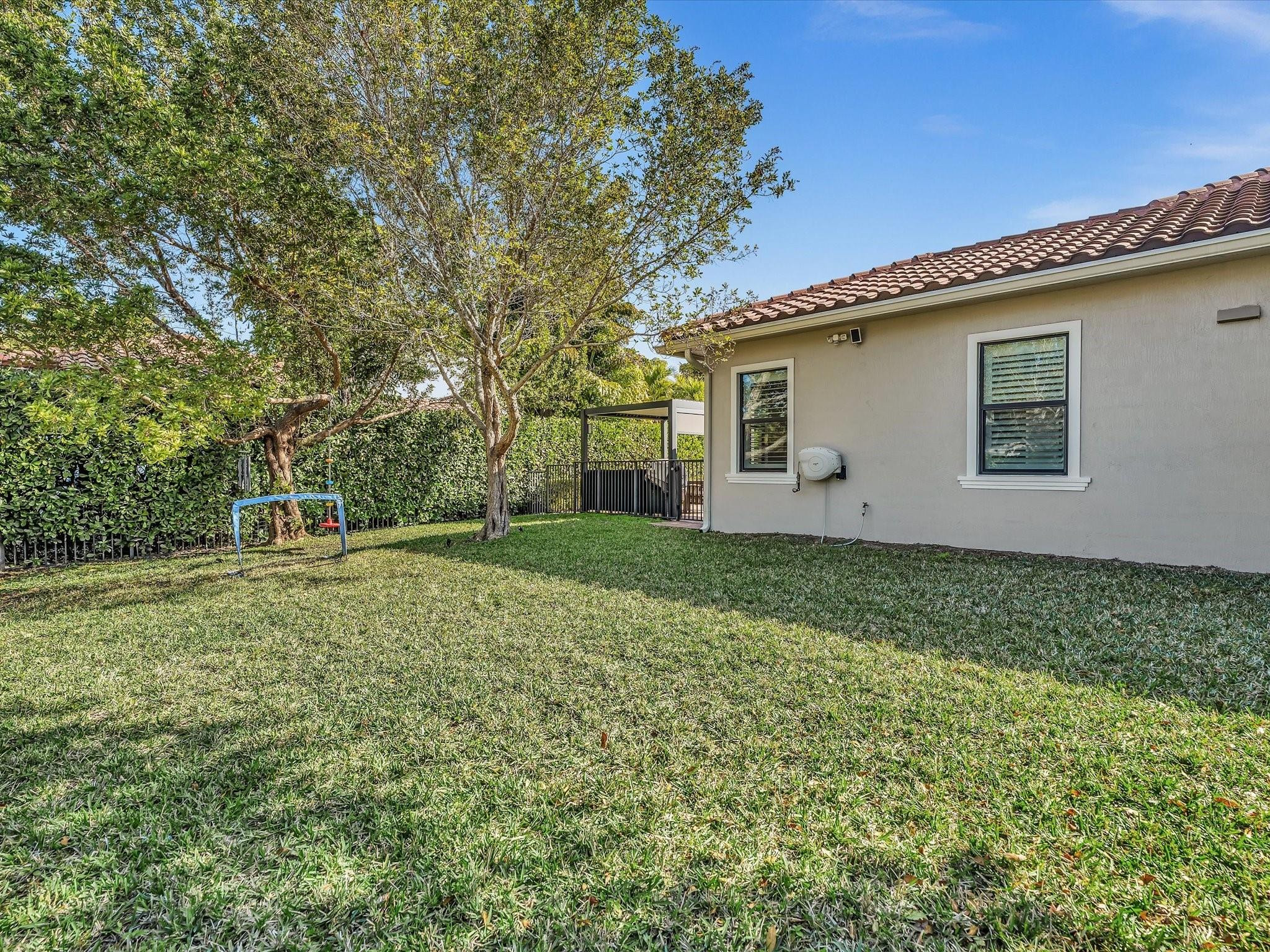 11715 NW 82nd Court