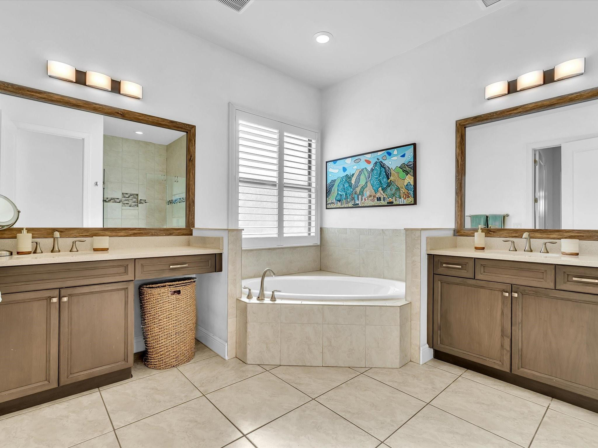 11715 NW 82nd Court