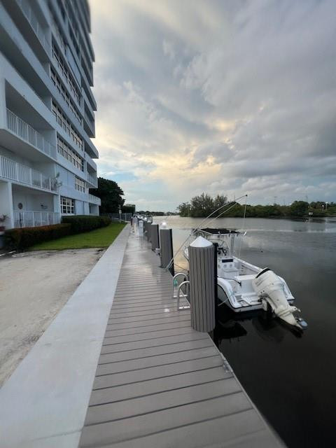 1160 N Federal Highway 1118