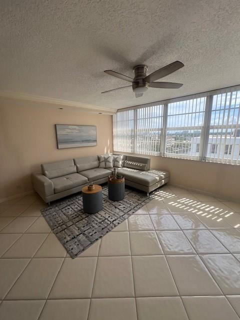 1160 N Federal Highway 1118