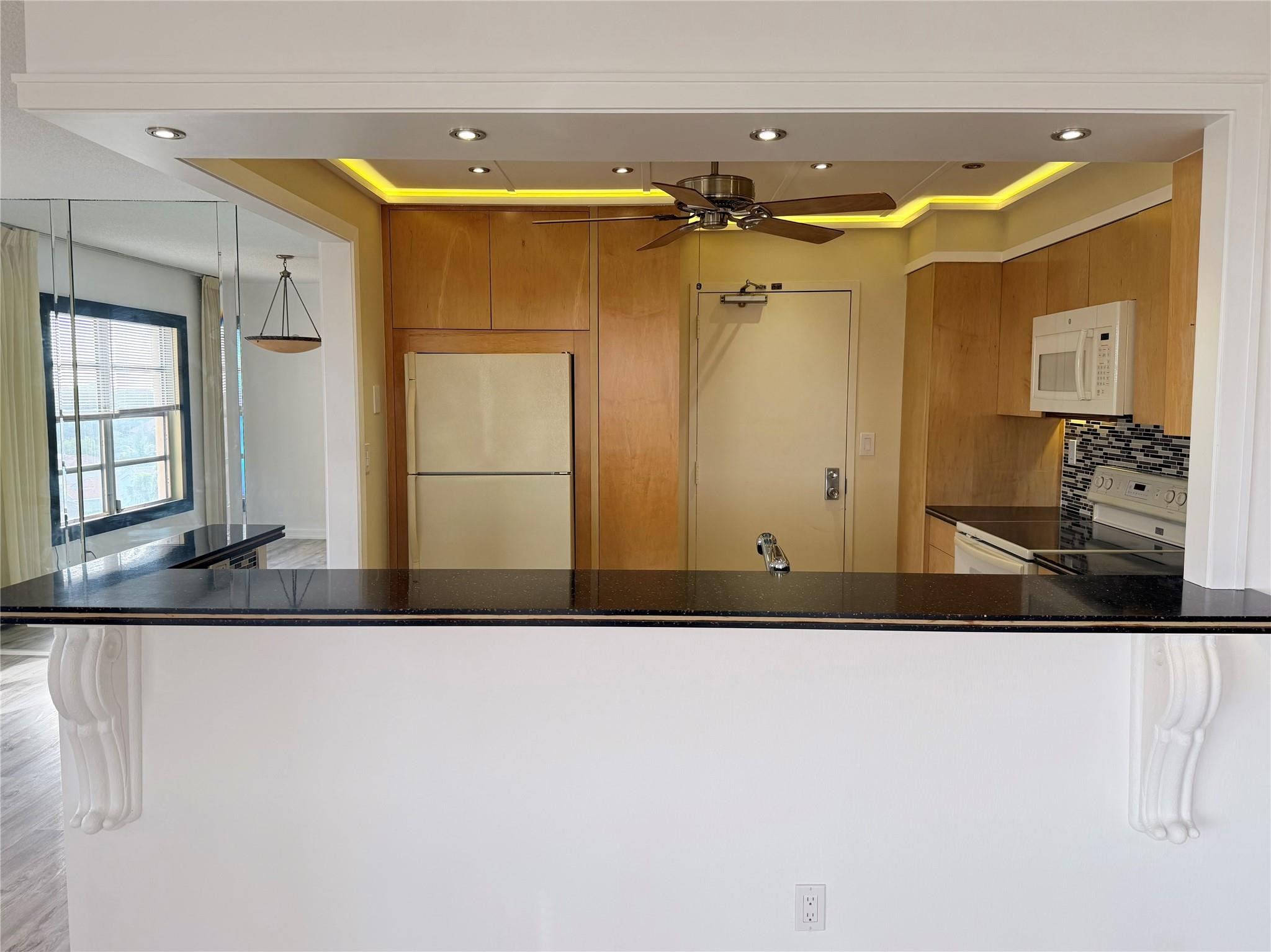 10777 W Sample Road 706