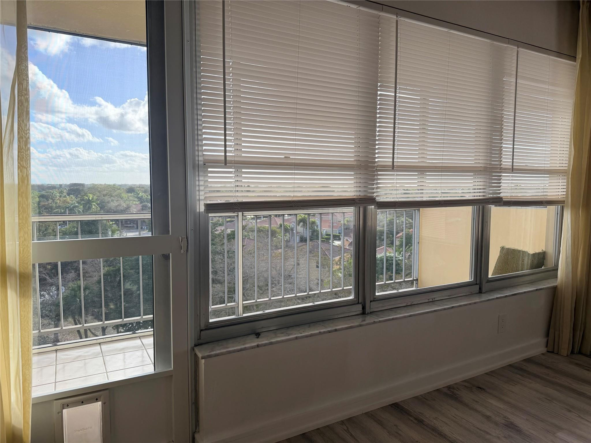 10777 W Sample Road 706