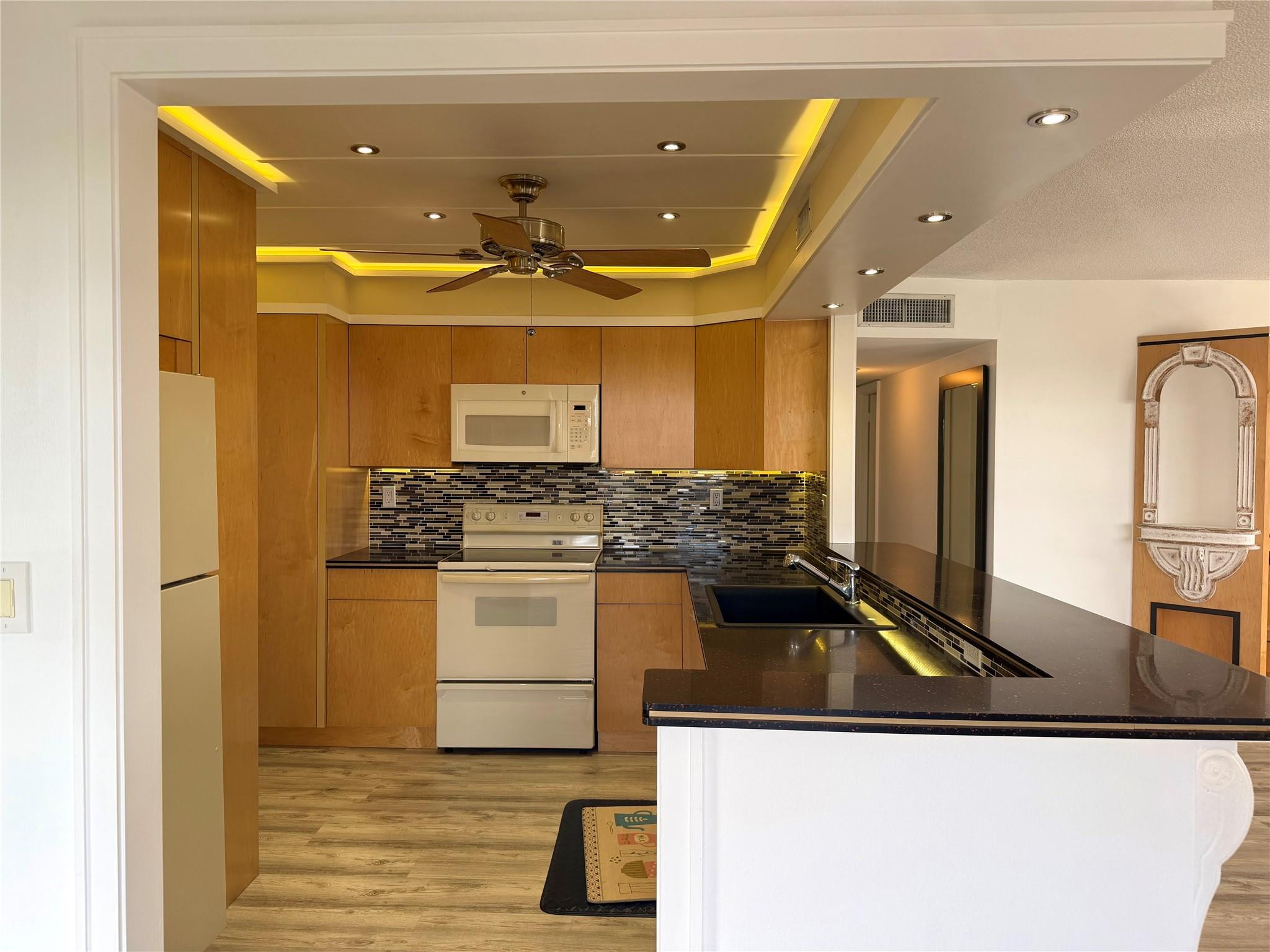 10777 W Sample Road 706