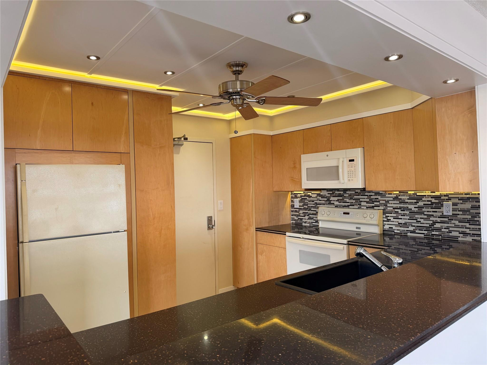 10777 W Sample Road 706