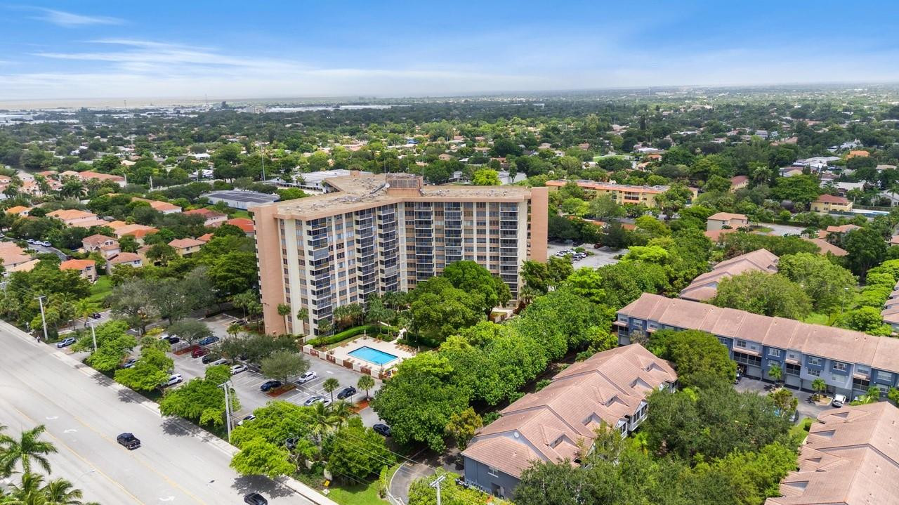 10777 W Sample Road 706