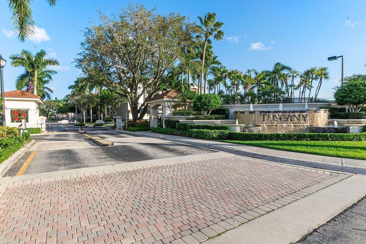 3318 Tuscany Way 3318