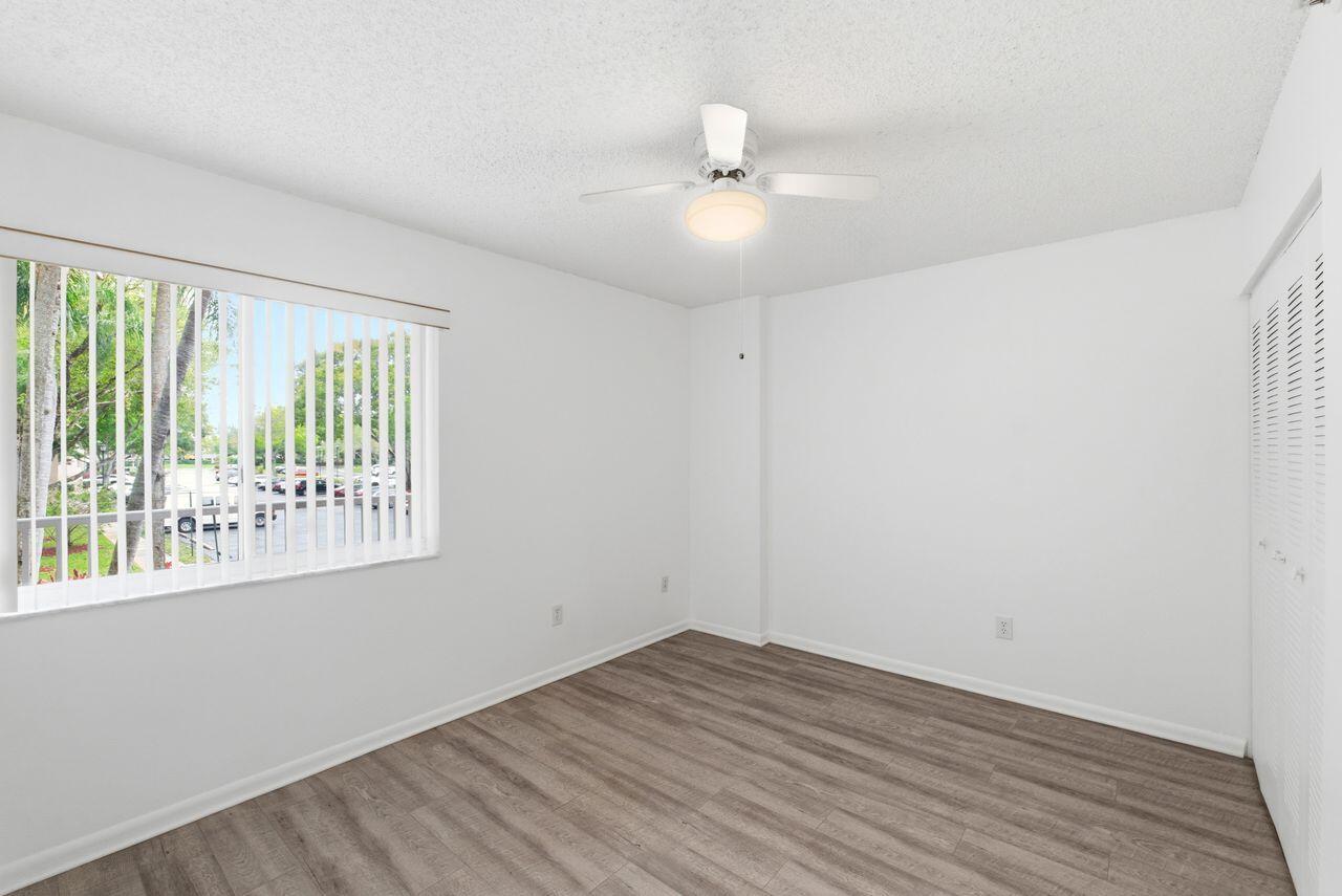 9511 Weldon Circle G 207