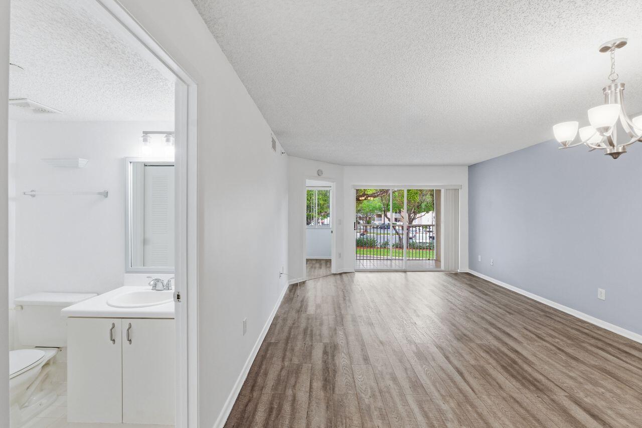 9511 Weldon Circle G 207