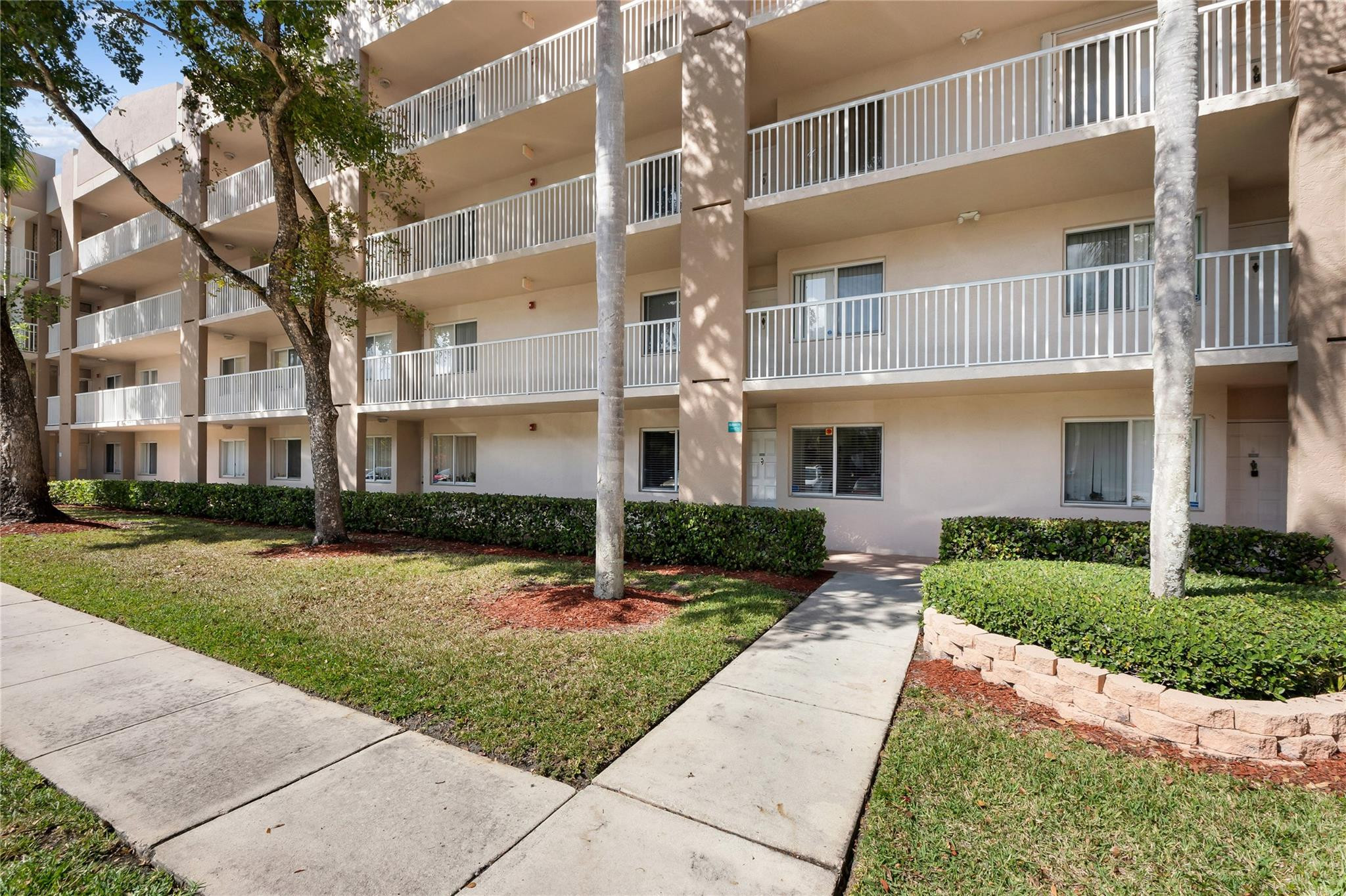 9511 Weldon Circle G105