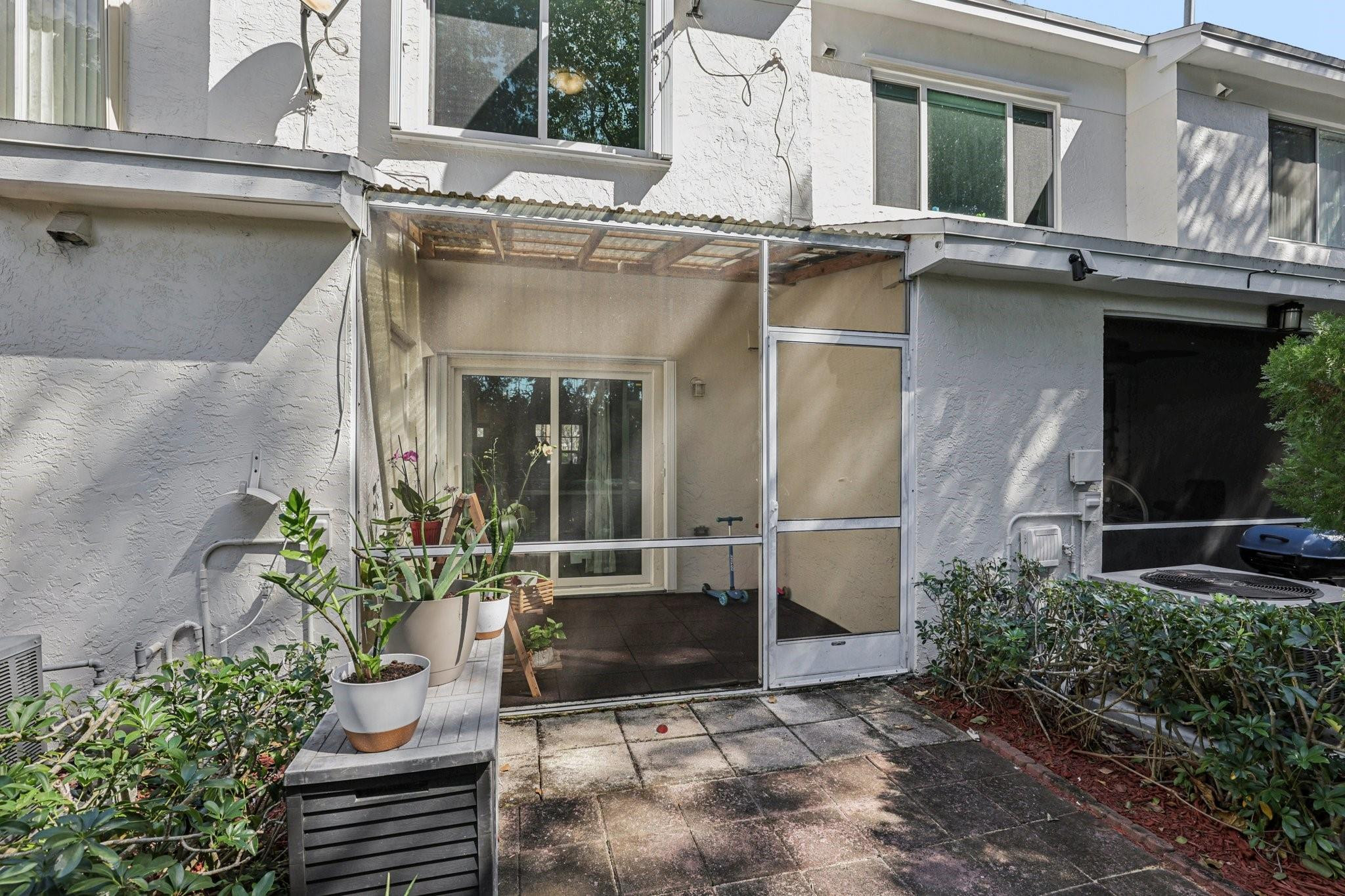 7717 Sanibel Drive