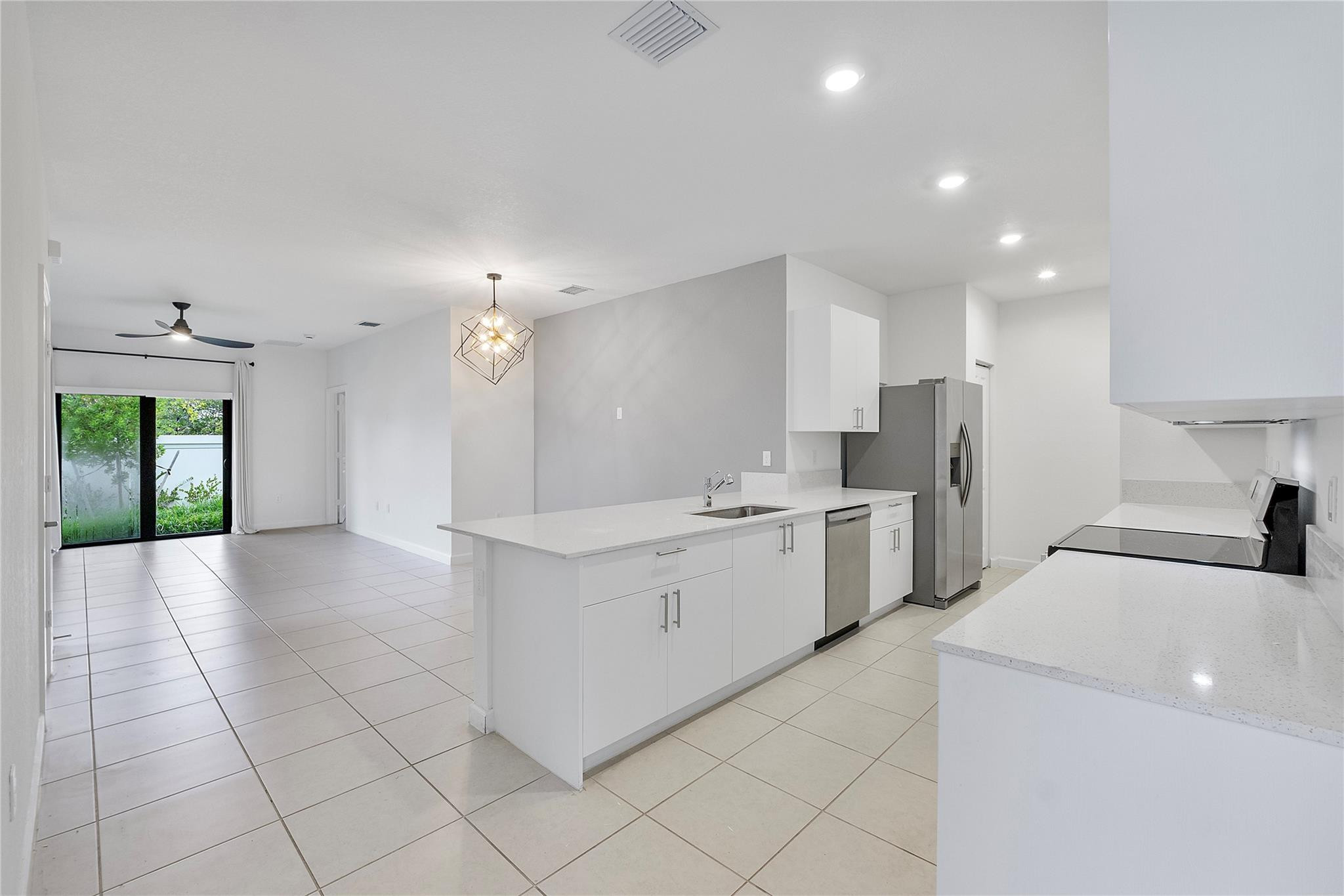 4973 Oakmont Drive 1