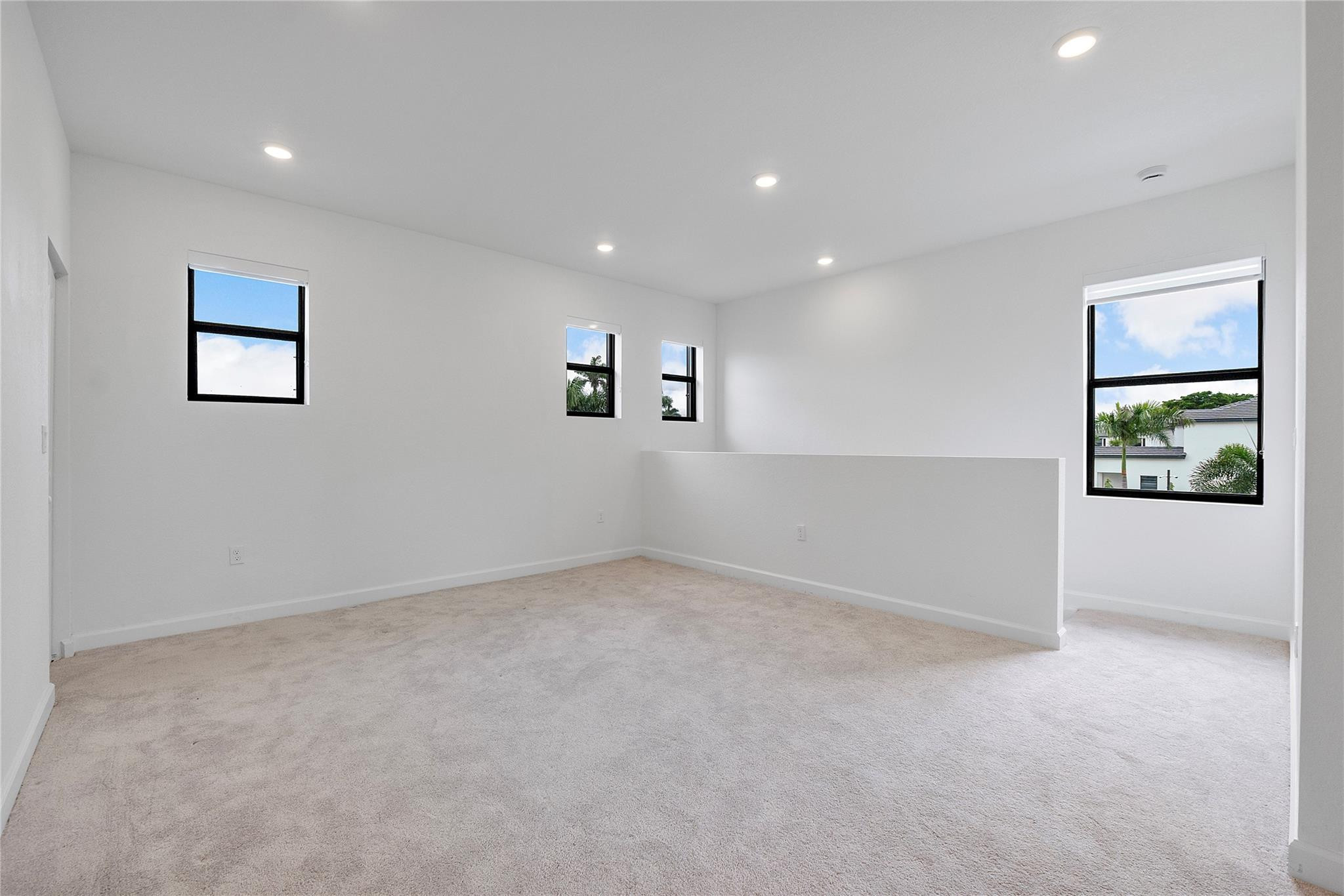 4973 Oakmont Drive 1