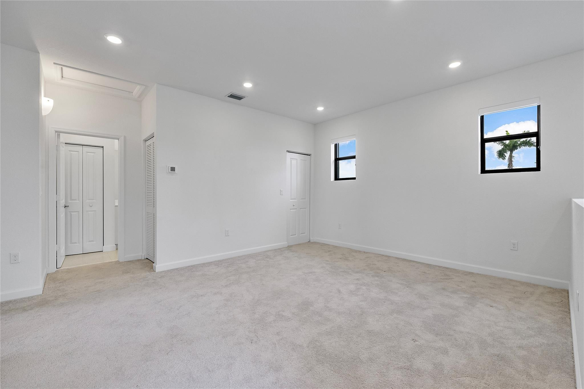 4973 Oakmont Drive 1