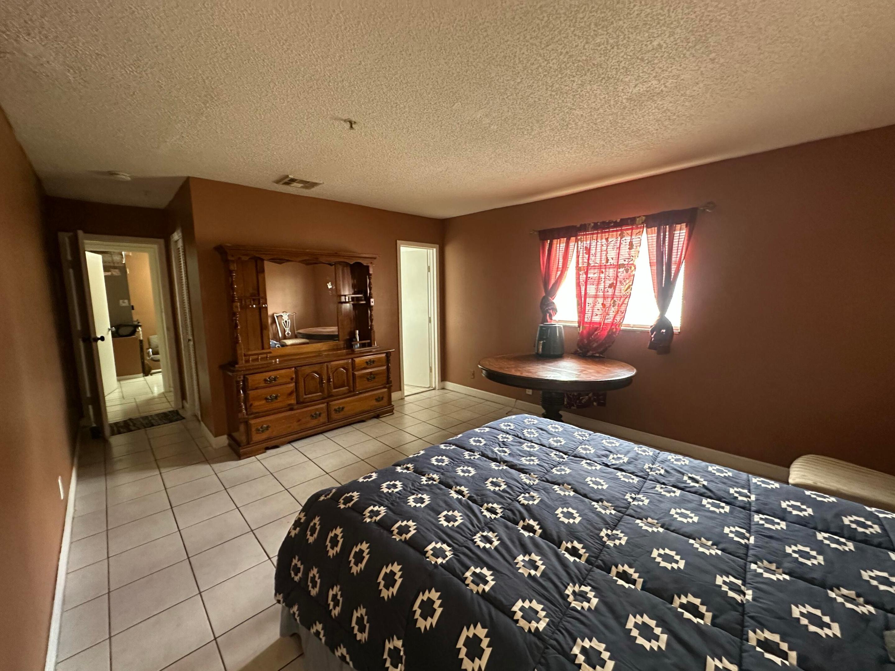 4801 NW 17th Court