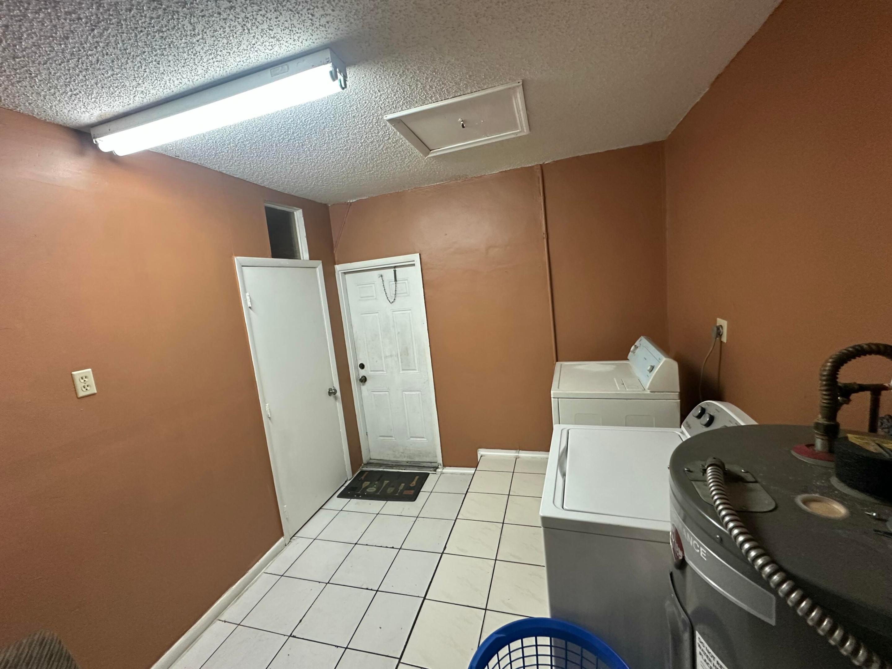 4801 NW 17th Court