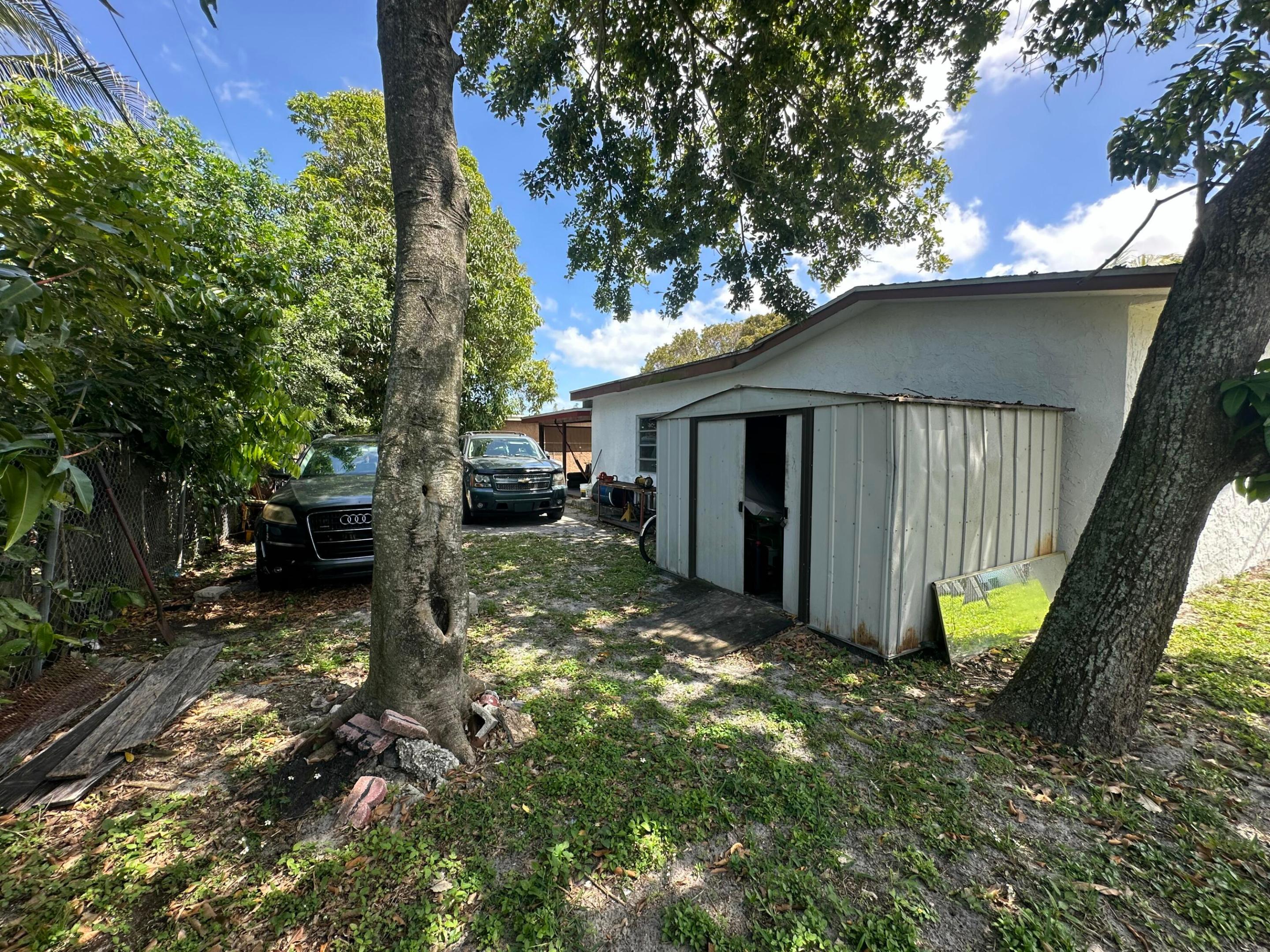 4801 NW 17th Court