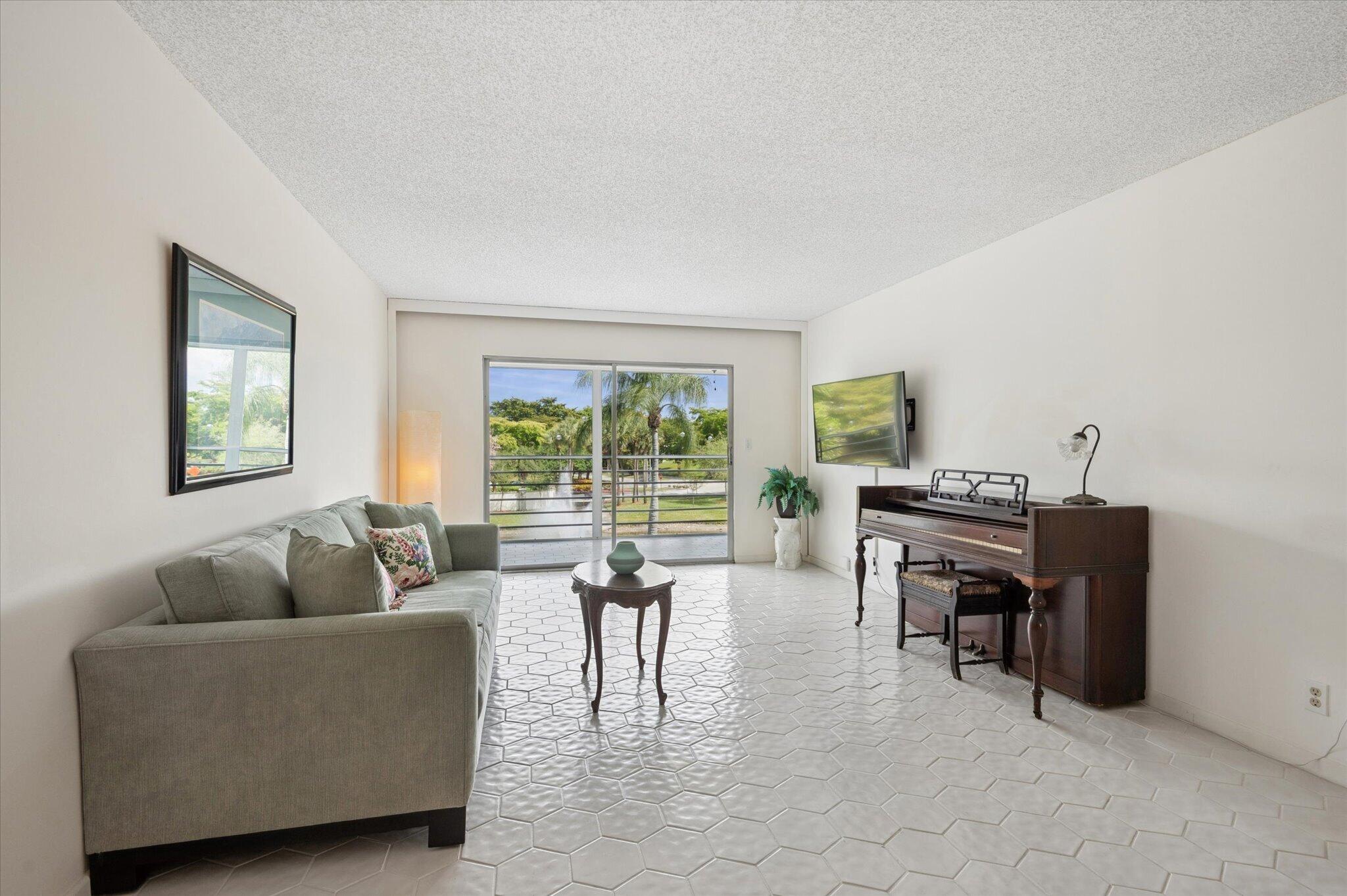 2501 Antigua Terrace F3