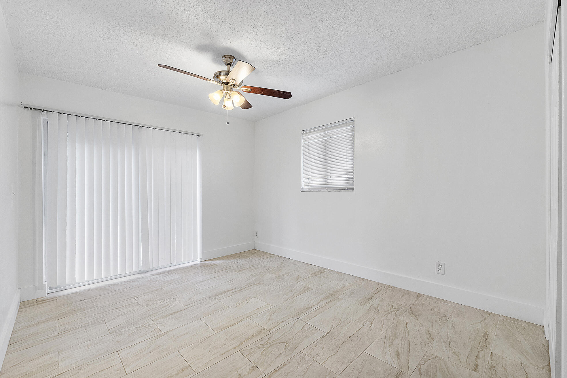 823-825 SW 13th Street