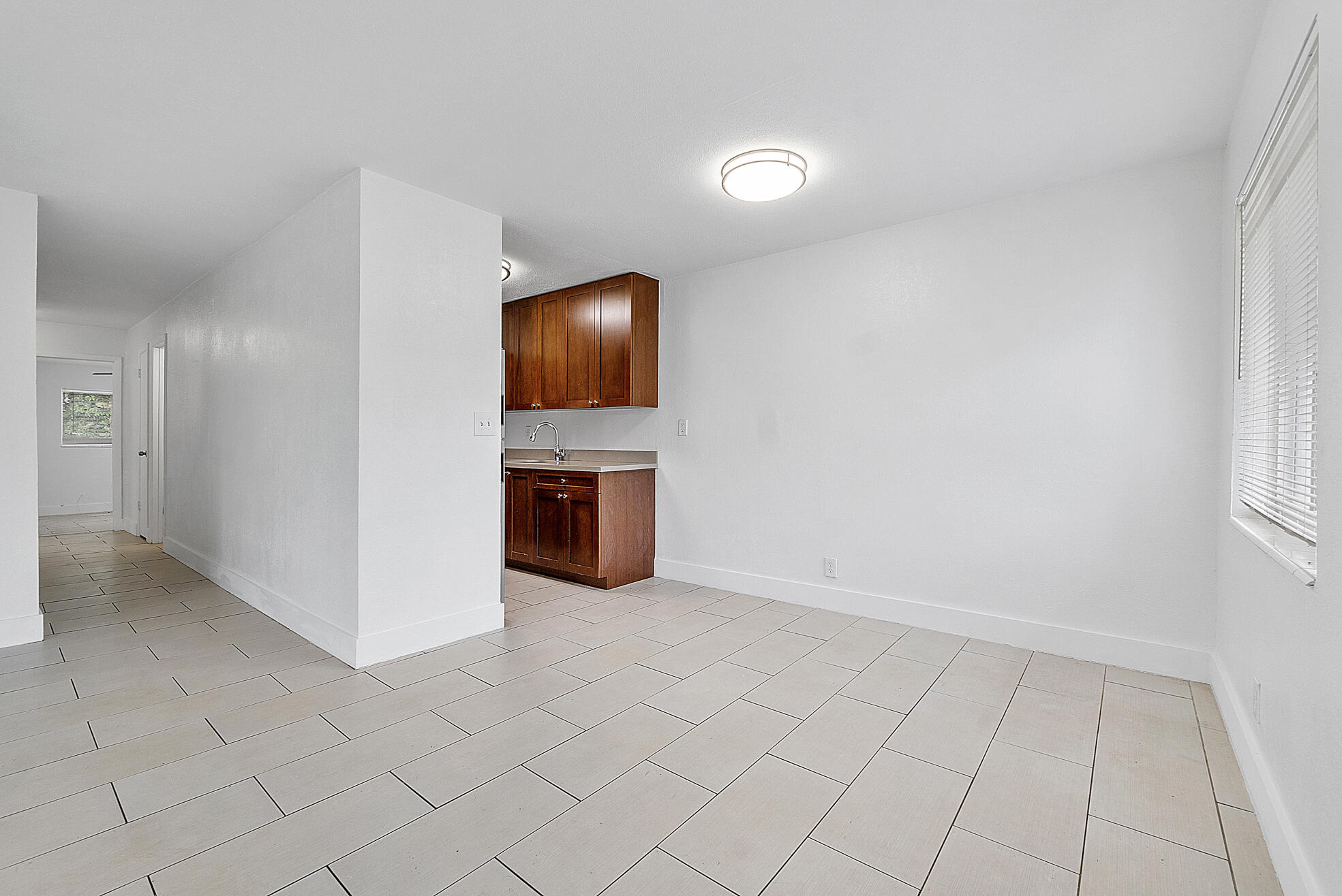 823-825 SW 13th Street
