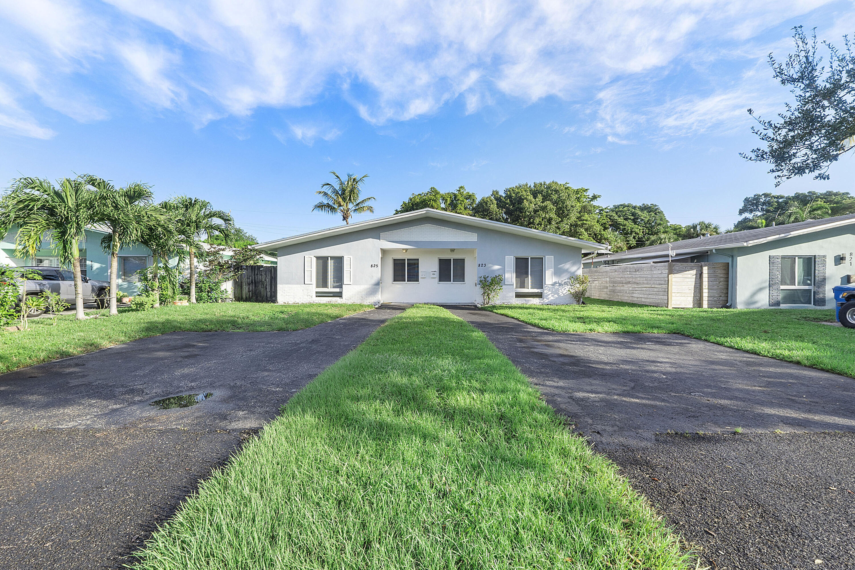 823-825 SW 13th Street