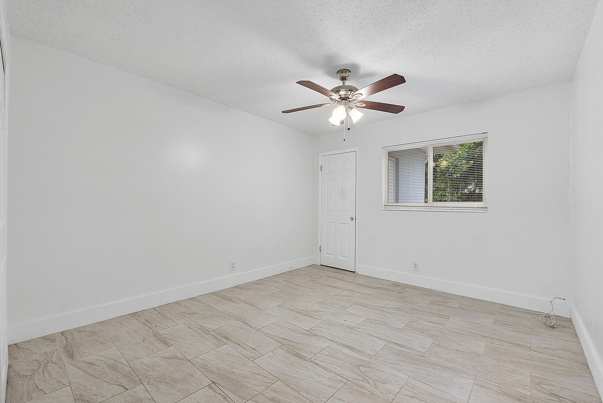 823-825 SW 13th Street