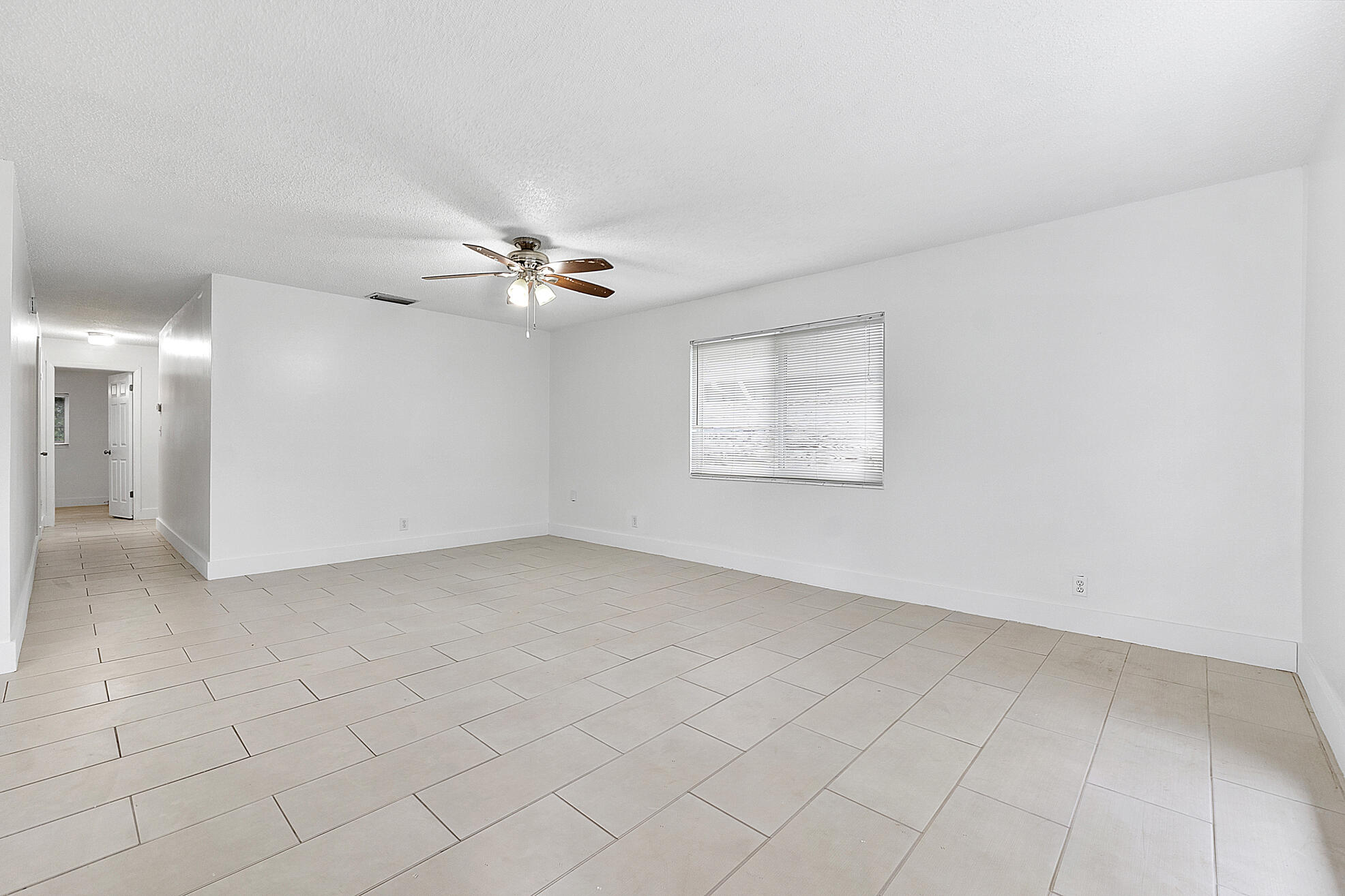 823-825 SW 13th Street