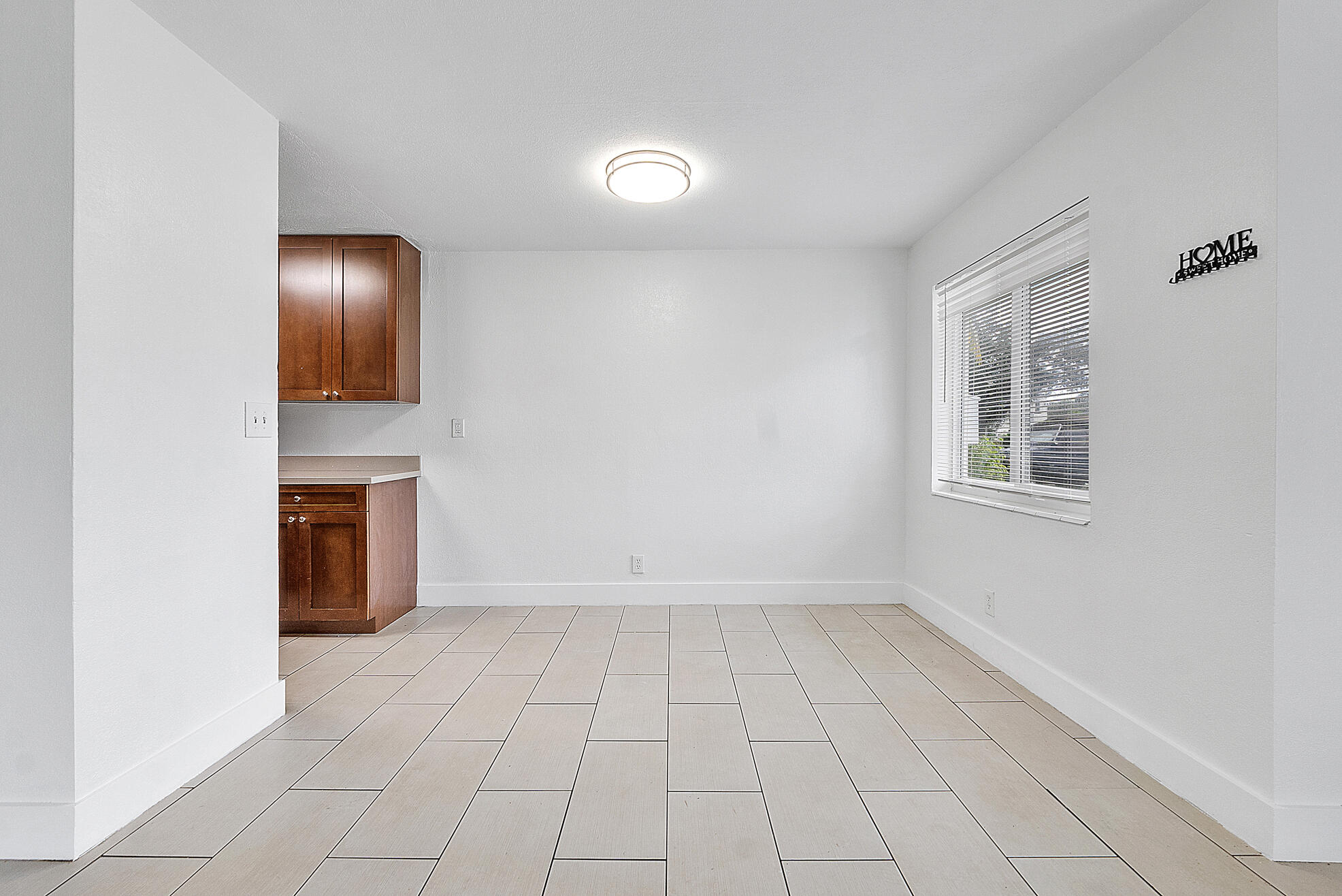 823-825 SW 13th Street