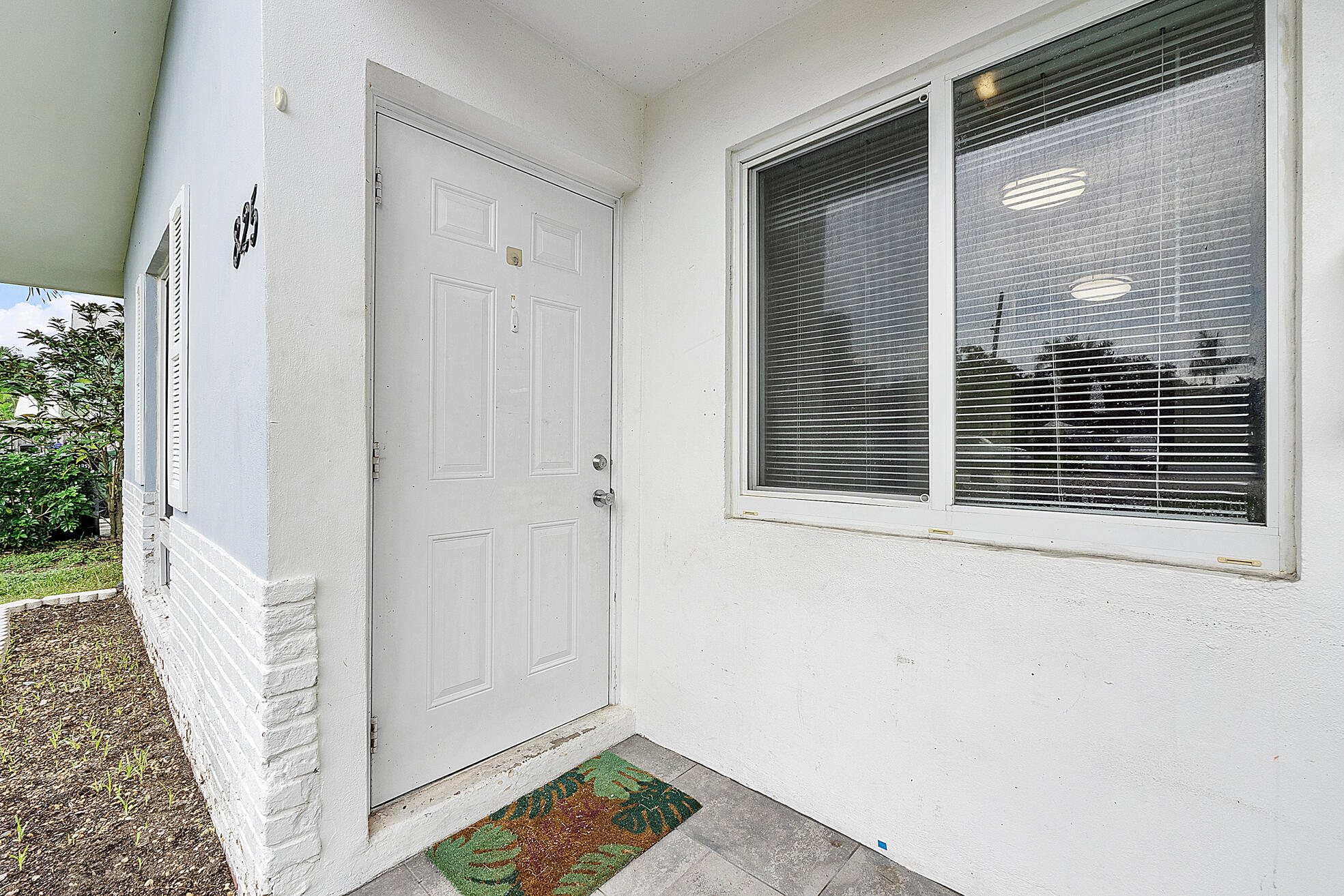 823-825 SW 13th Street