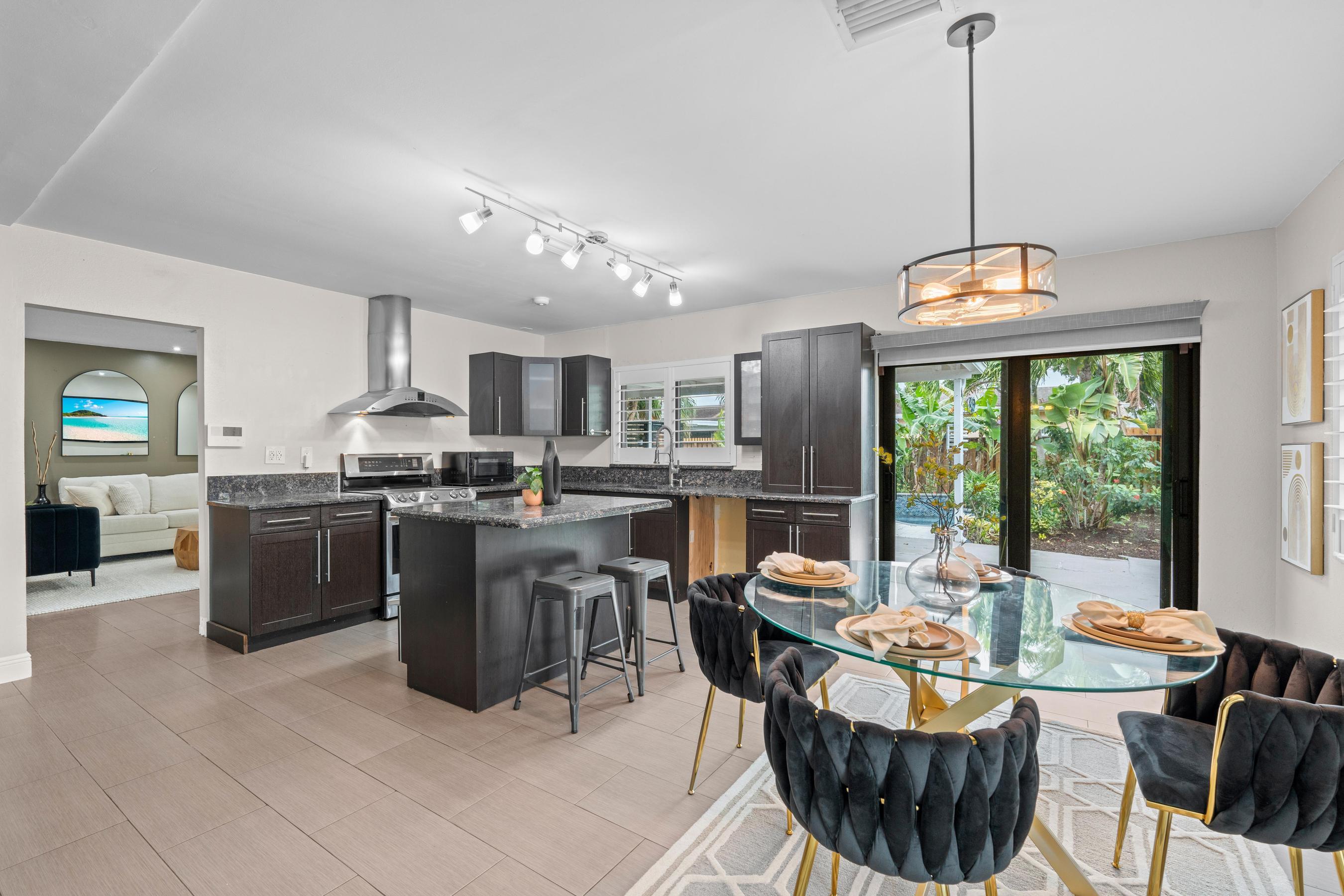 8230 NW 95th Avenue