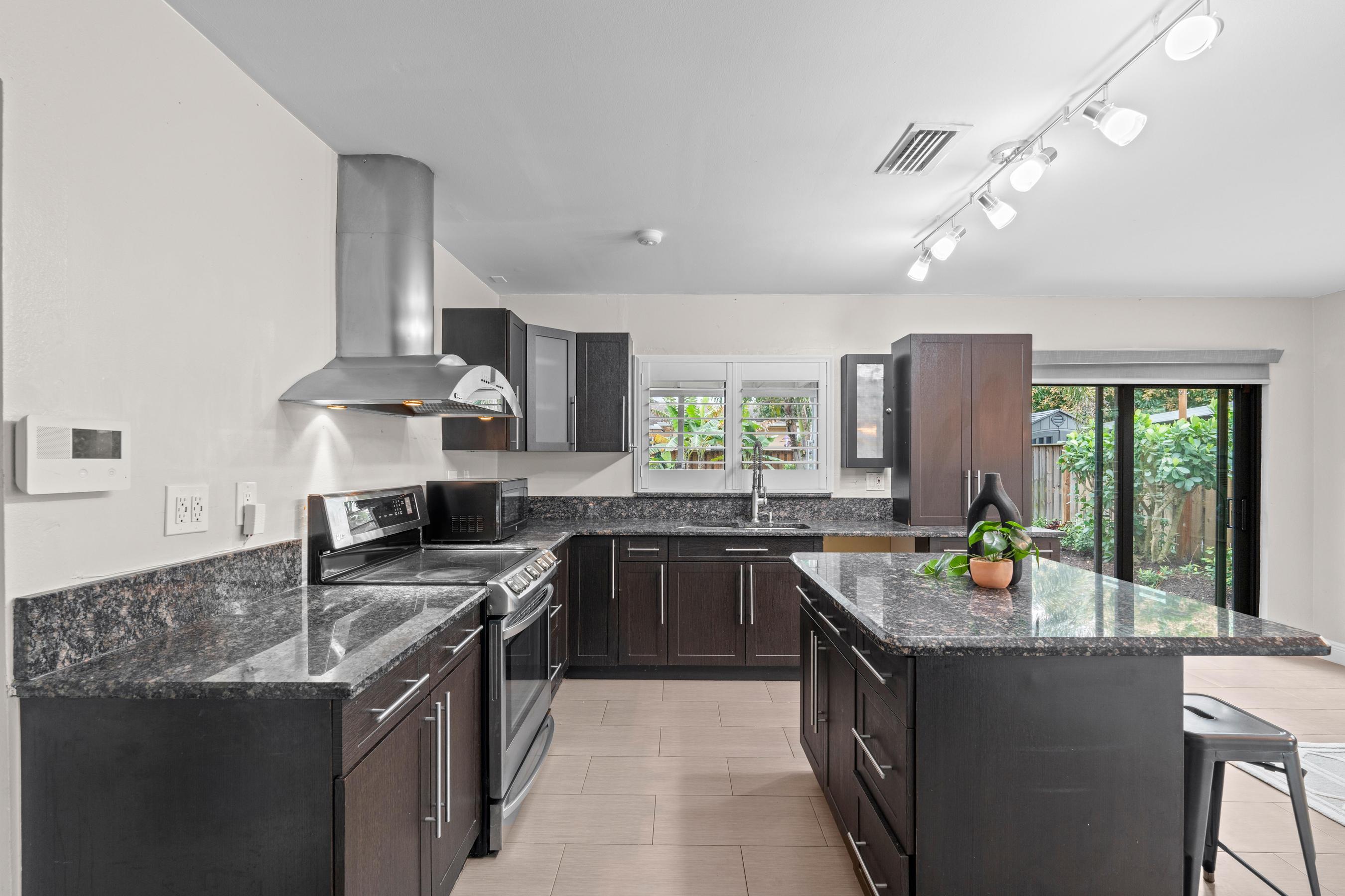 8230 NW 95th Avenue