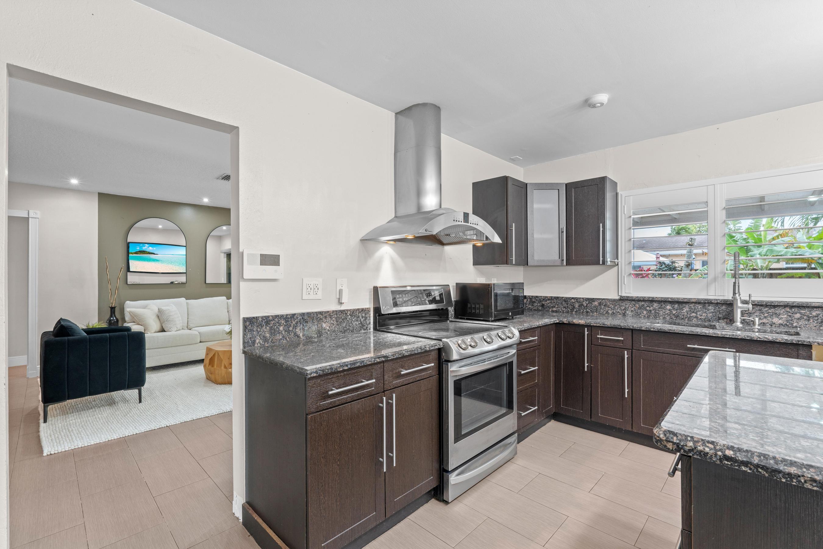 8230 NW 95th Avenue