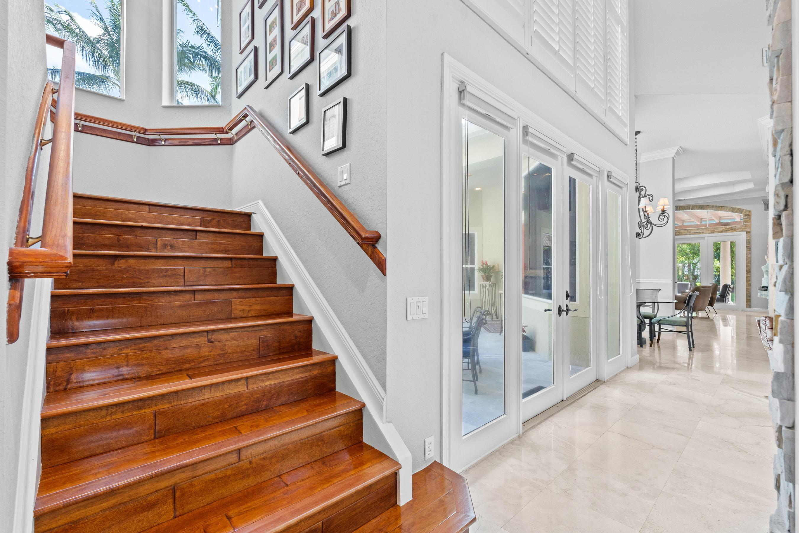 8948 Pinebrook Court