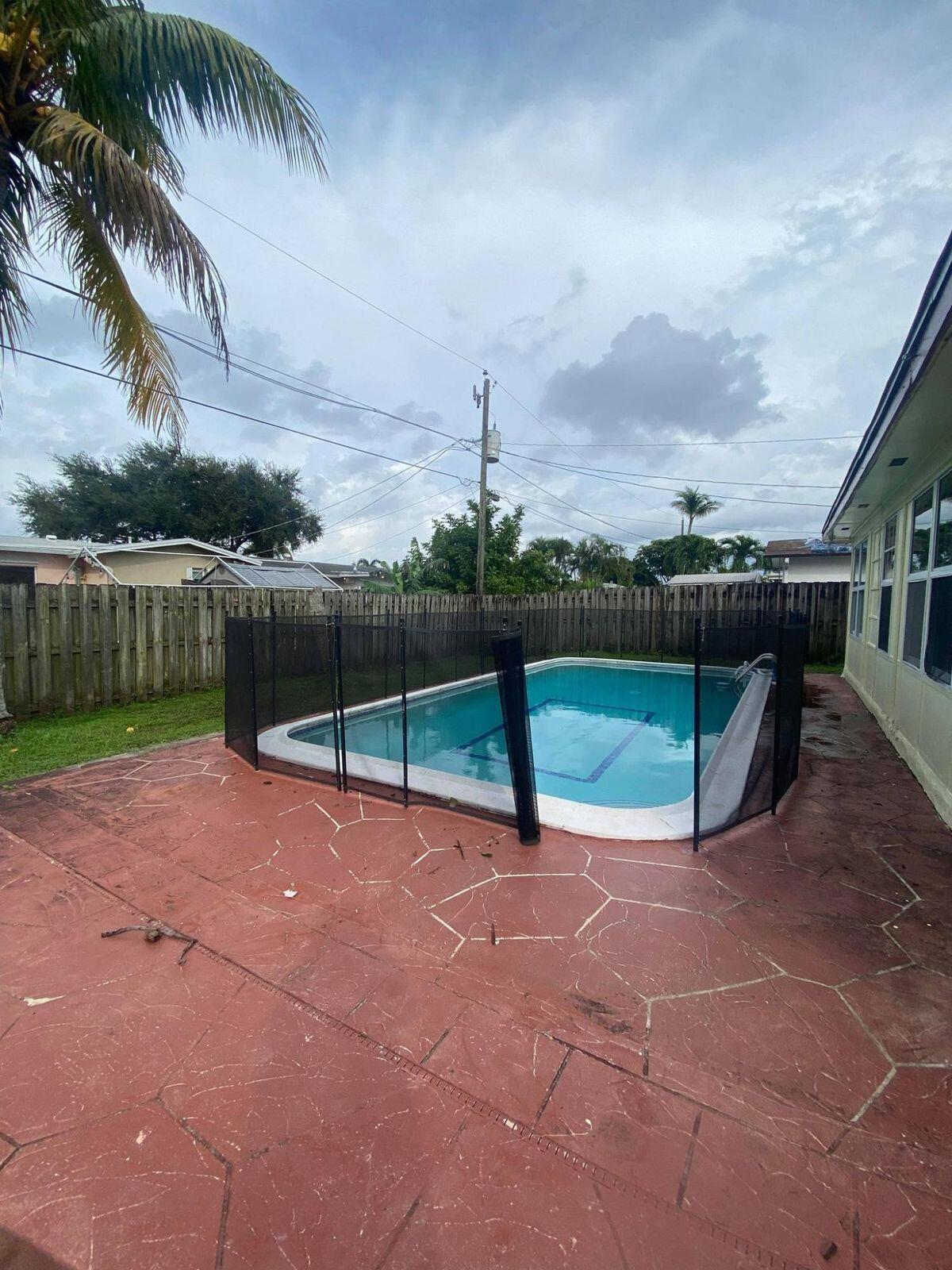 9711 NW 24 Place