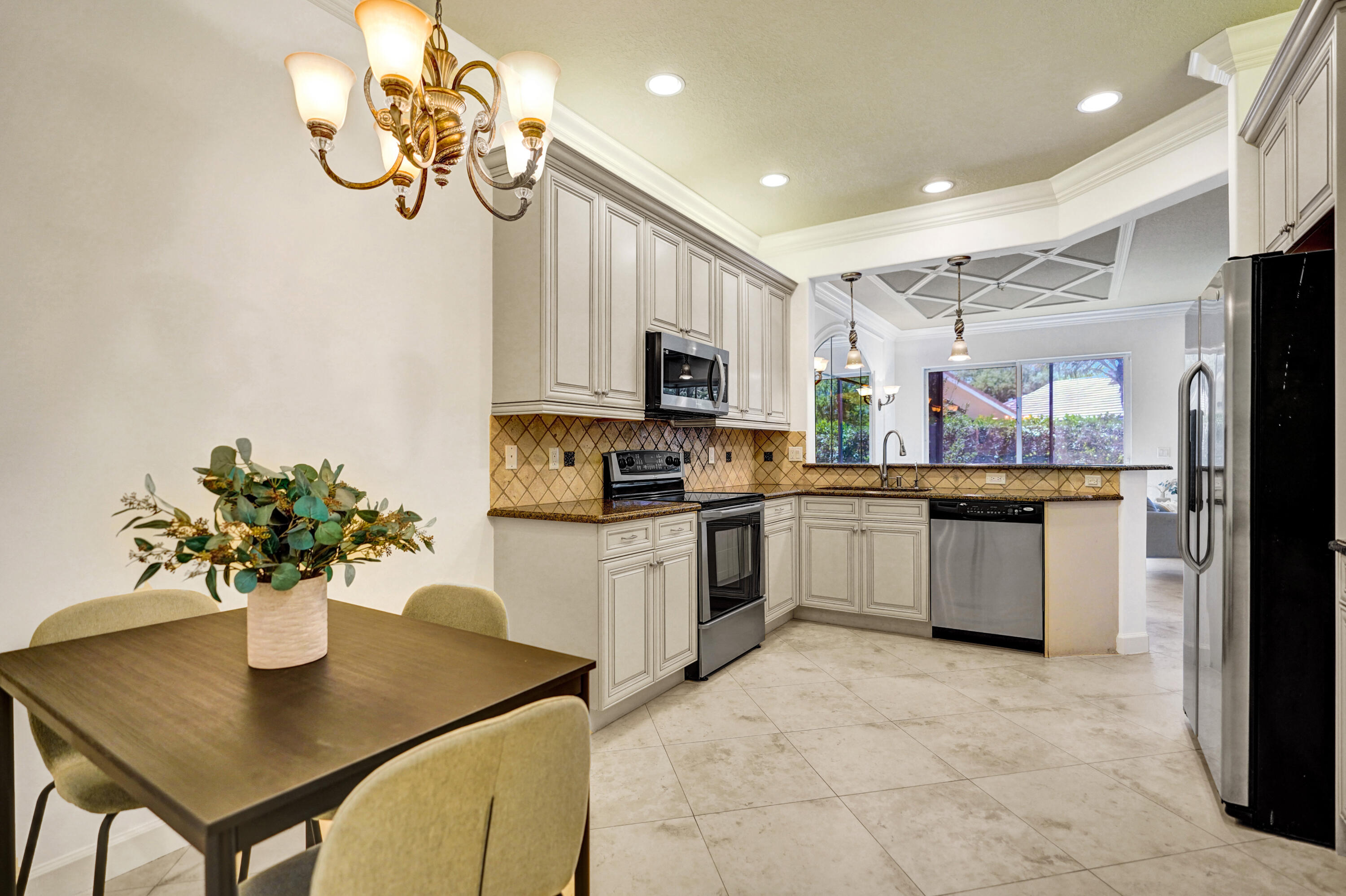 4734 S Prive Circle