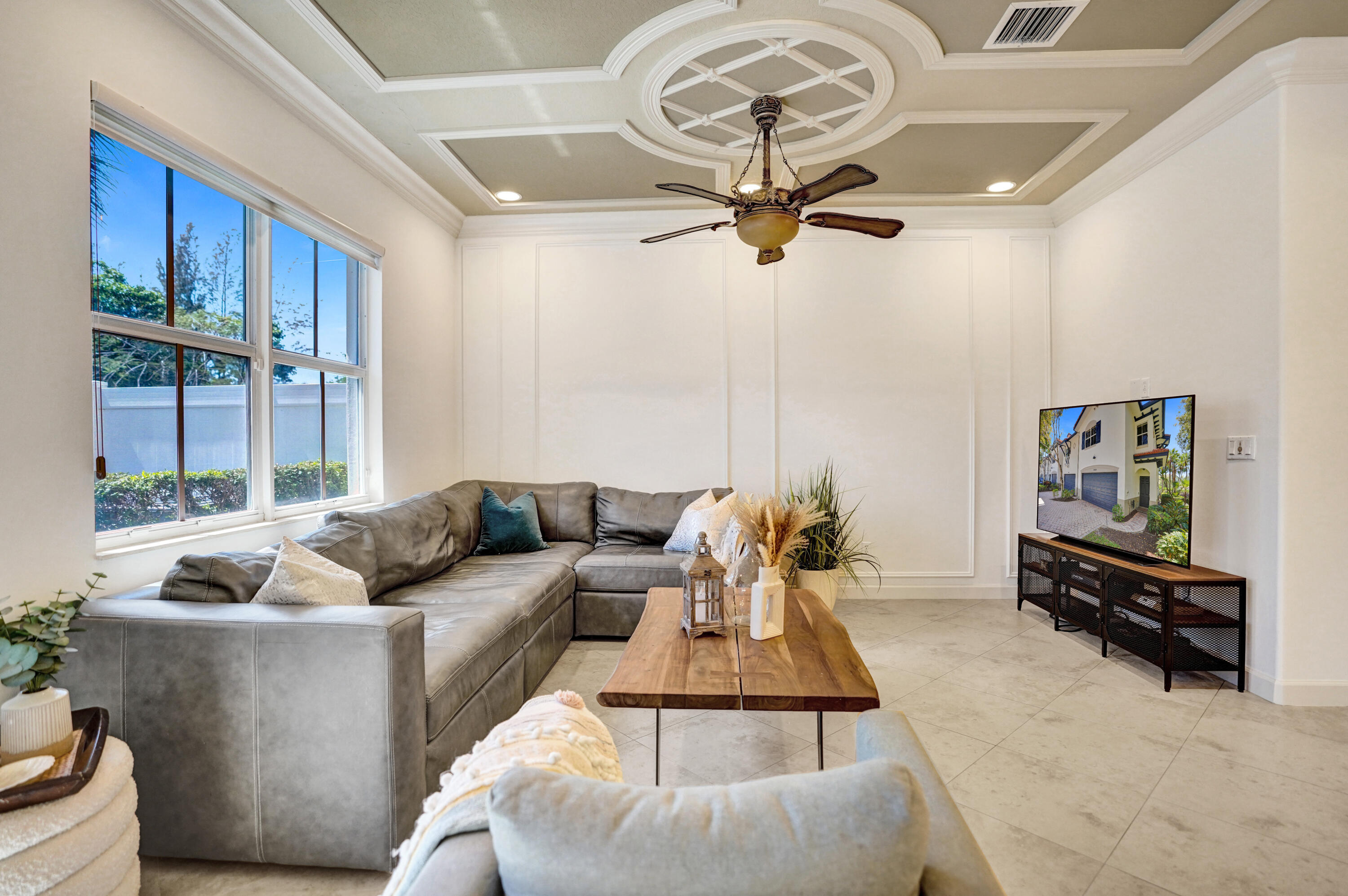4734 S Prive Circle