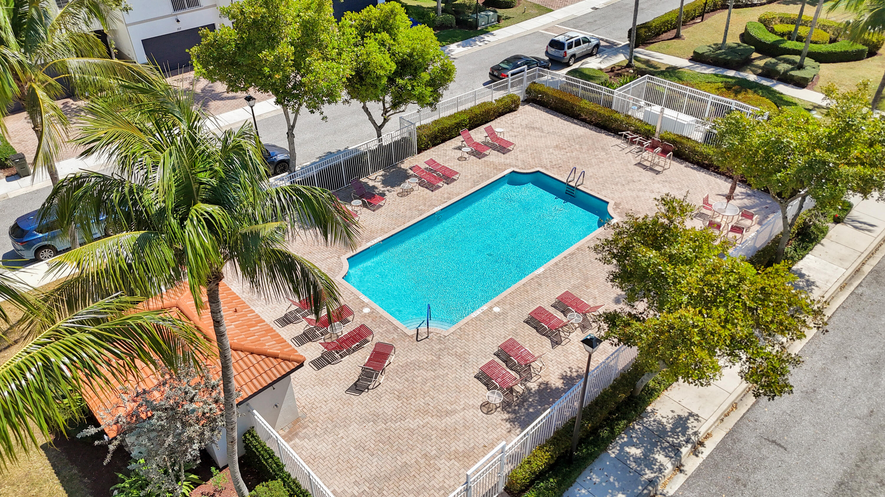 4734 S Prive Circle
