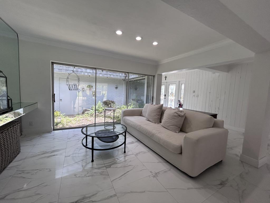 5605 Mulberry Drive