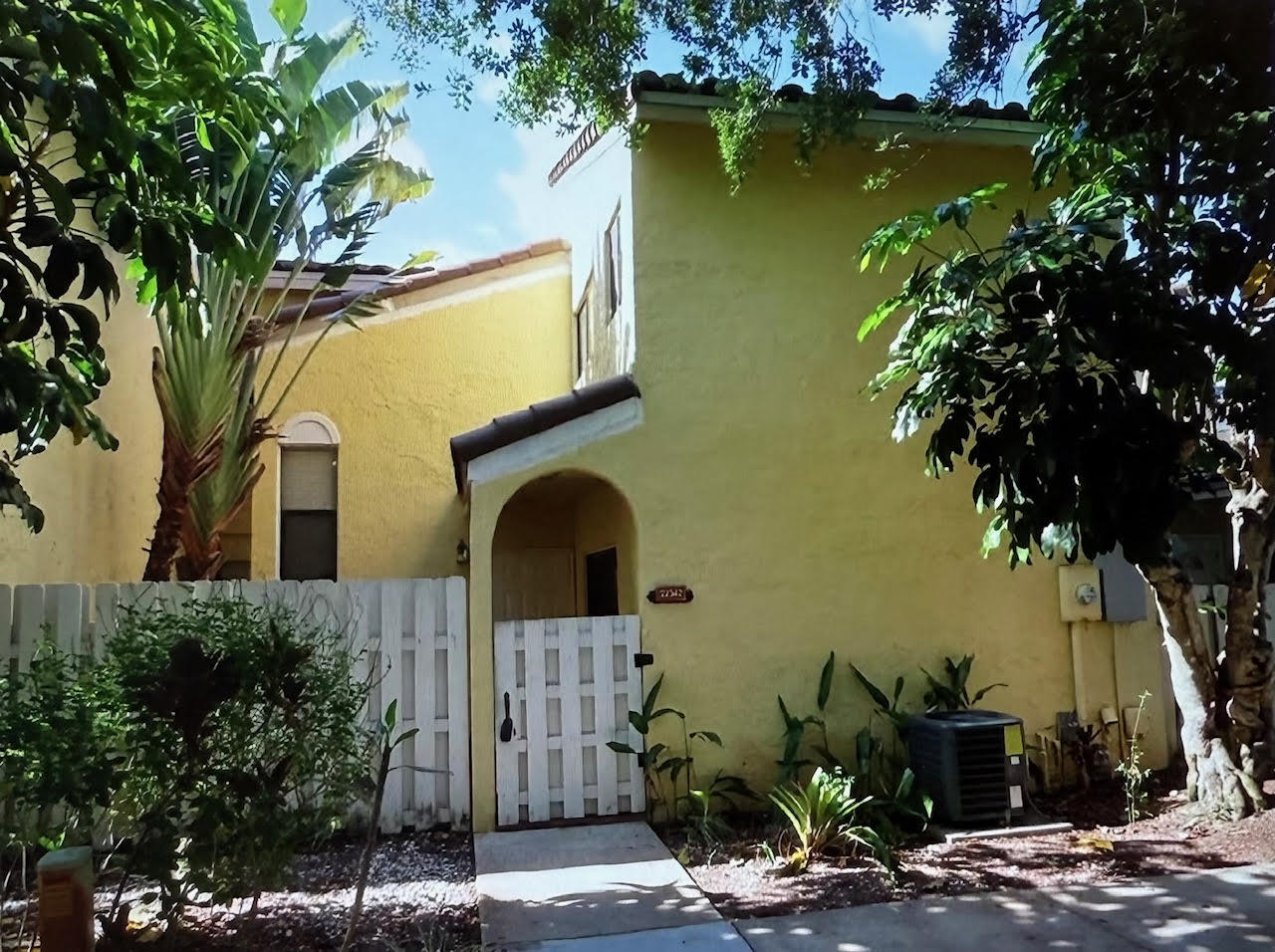 22342 Pineapple Walk Drive