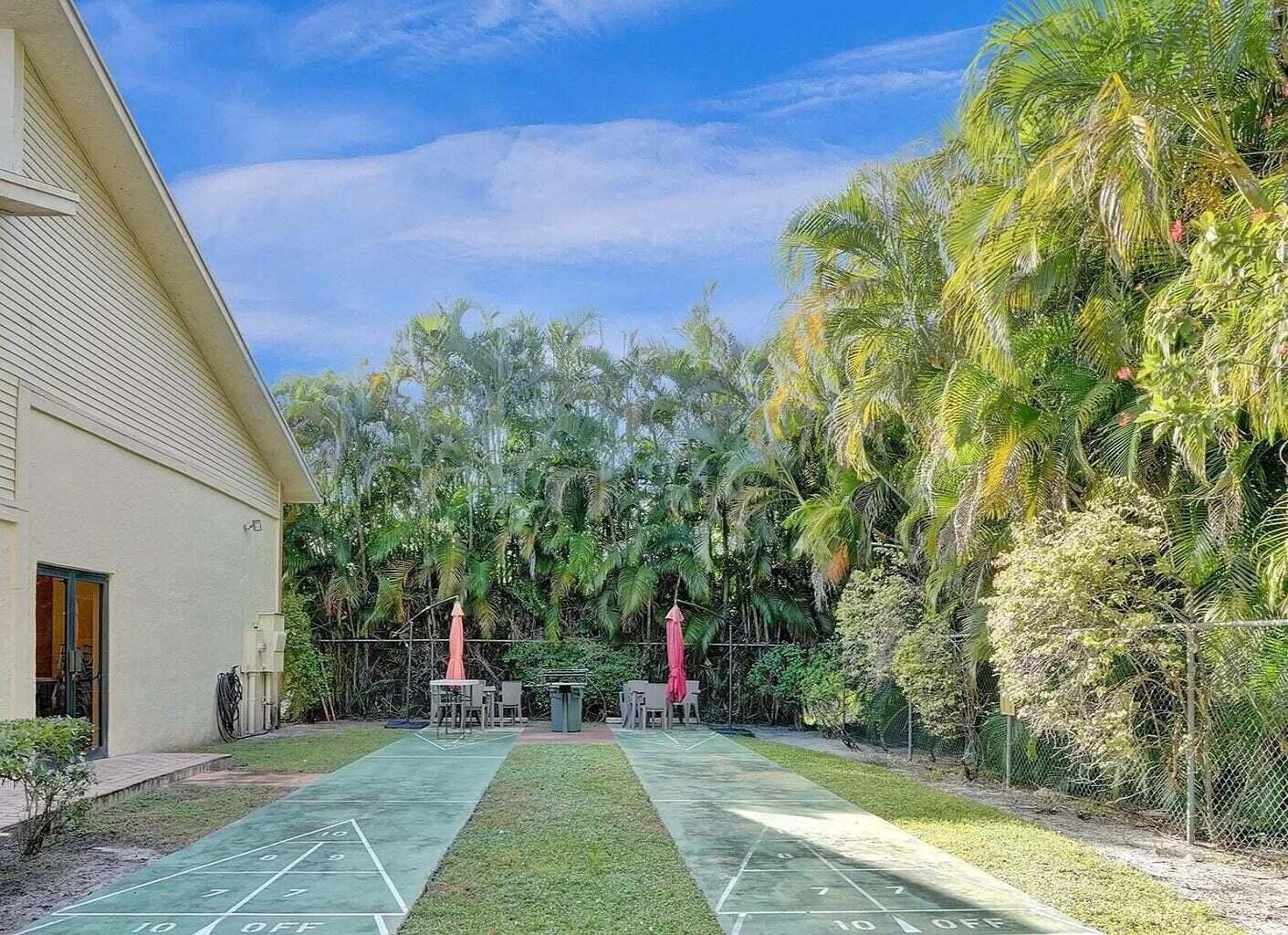 1788 Hammock Boulevard 219