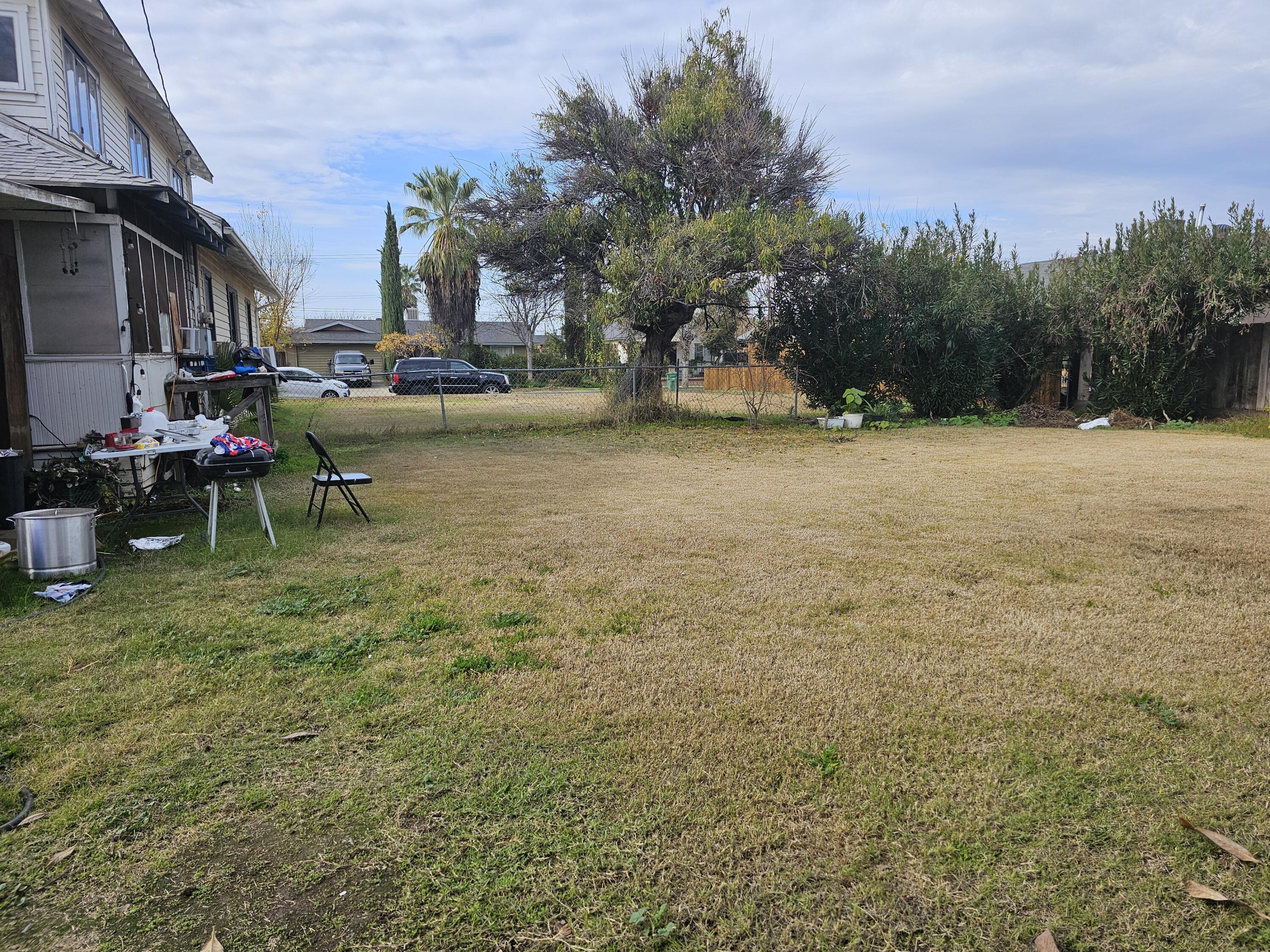 416 N Bellah Avenue