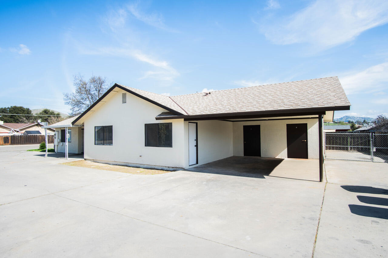 901 Julieann Lane