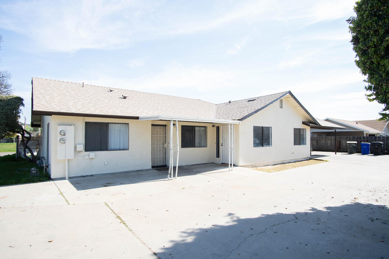 901 Julieann Lane