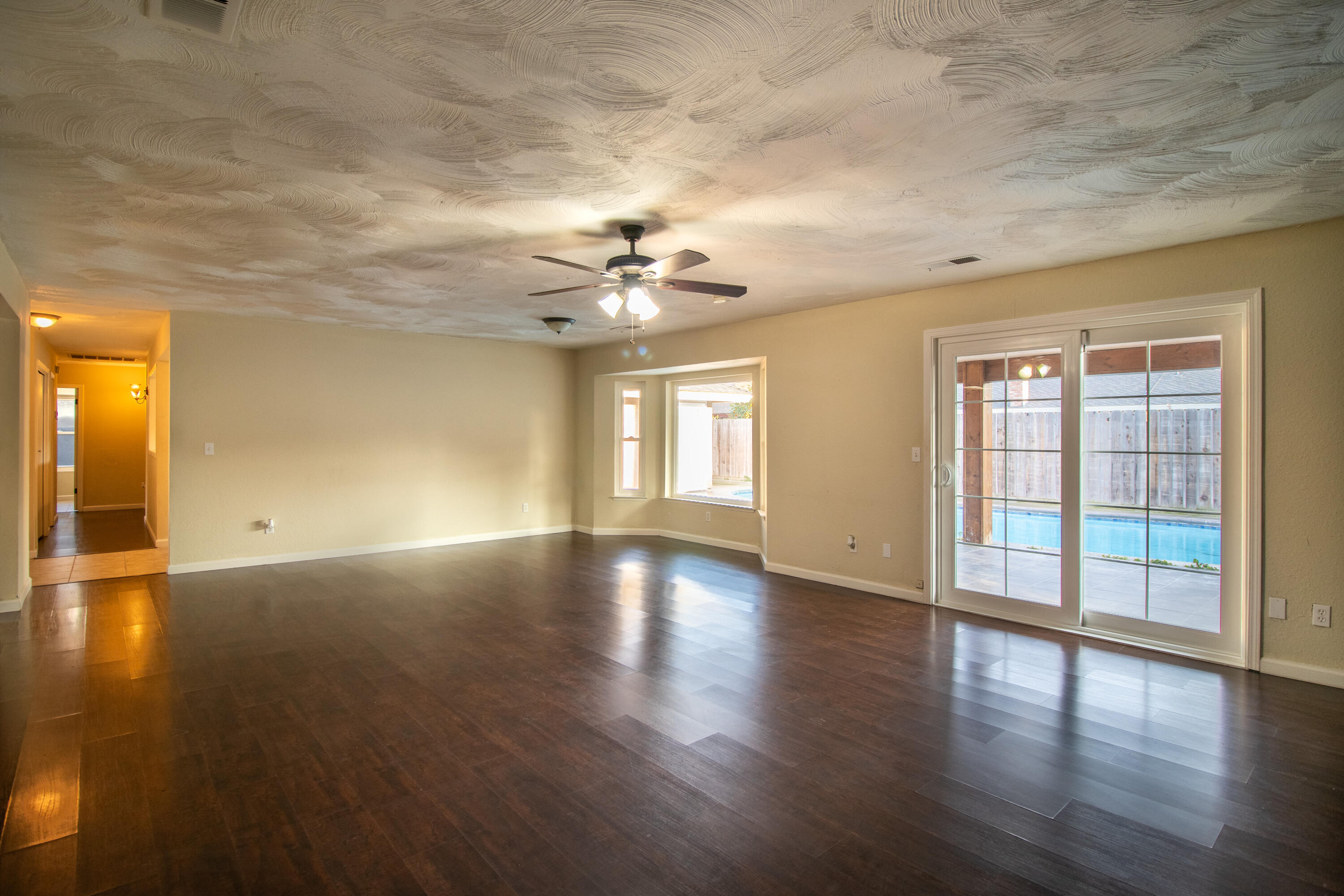 1455 W La Vida Lane