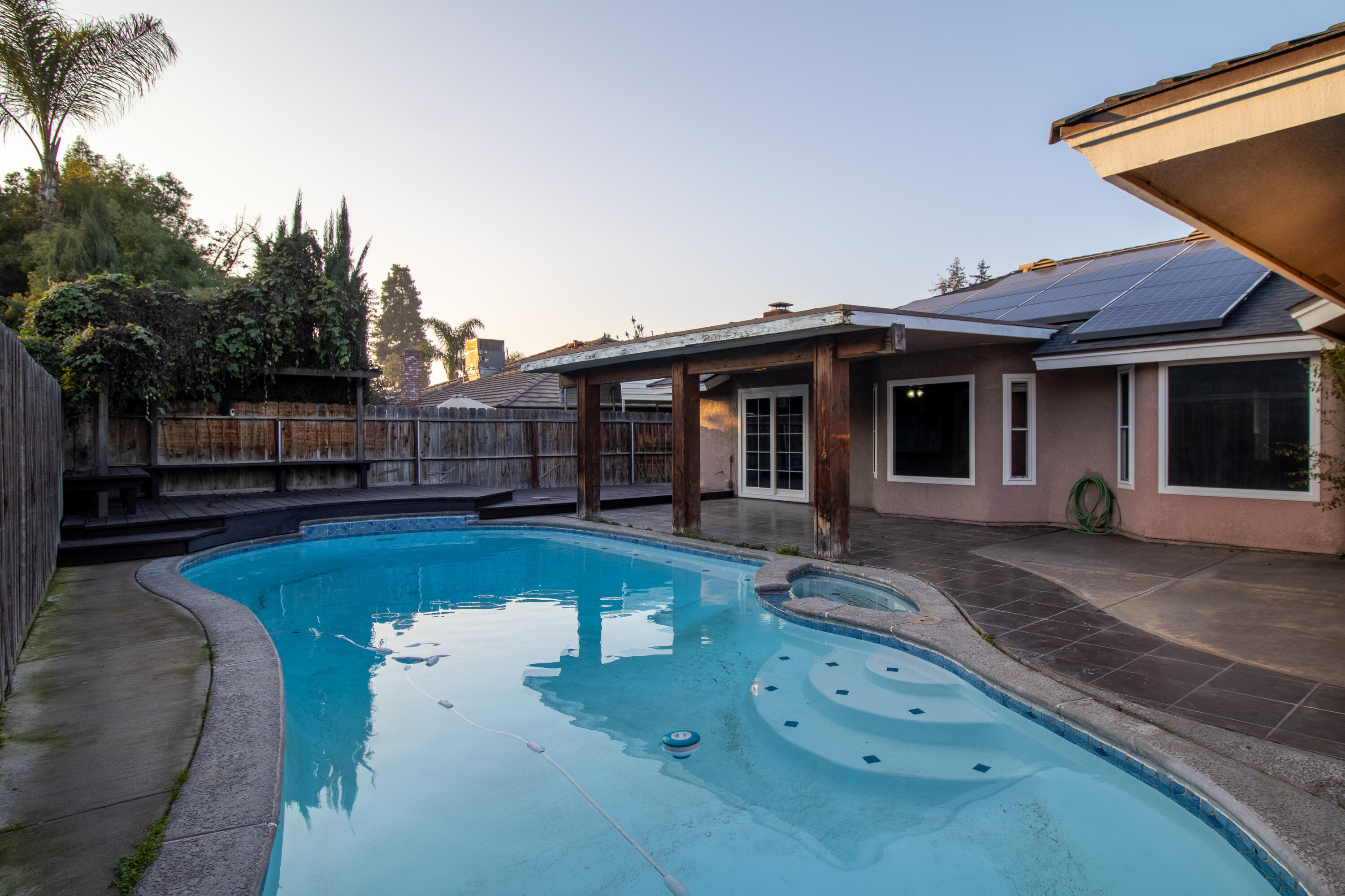 1455 W La Vida Lane