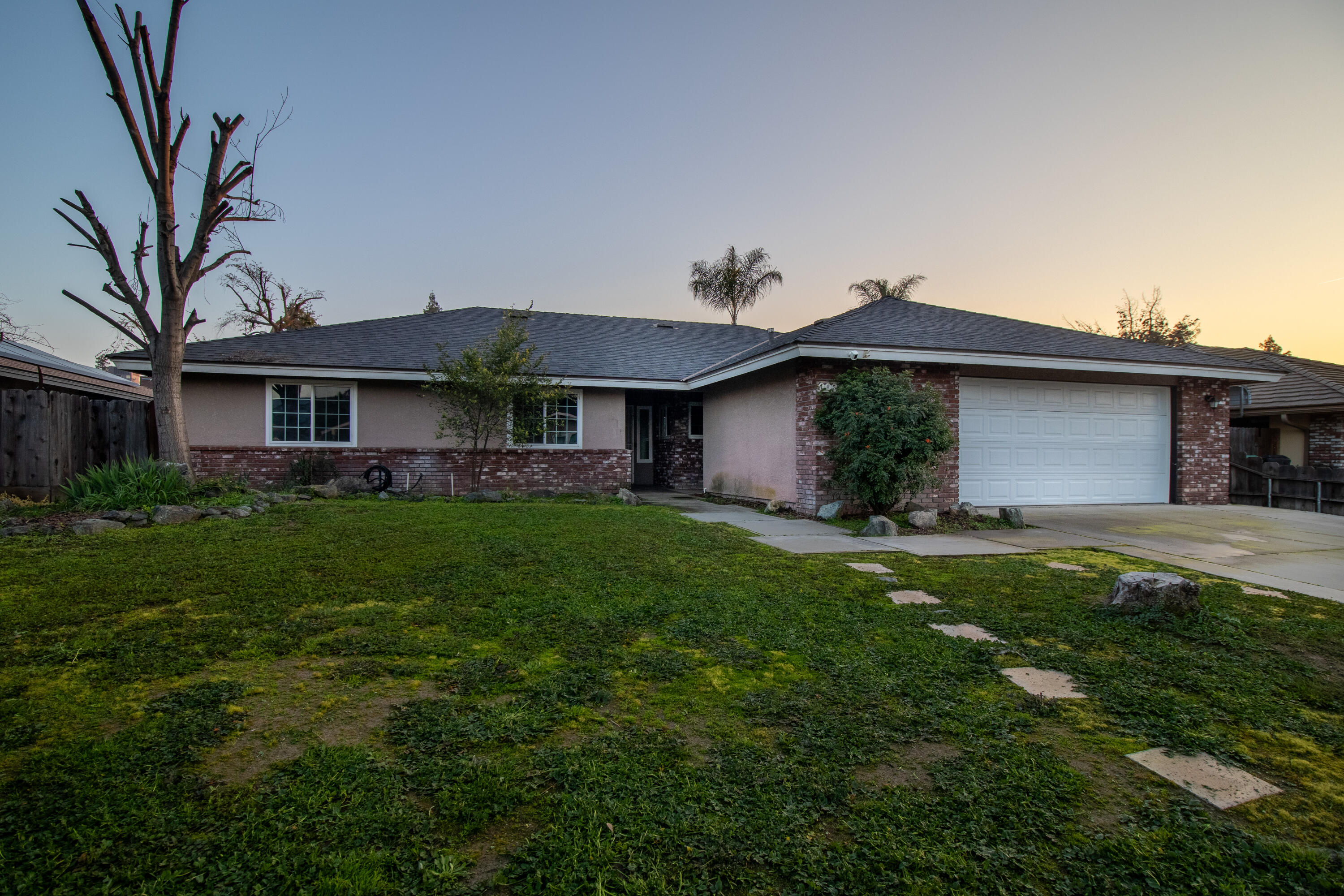1455 W La Vida Lane